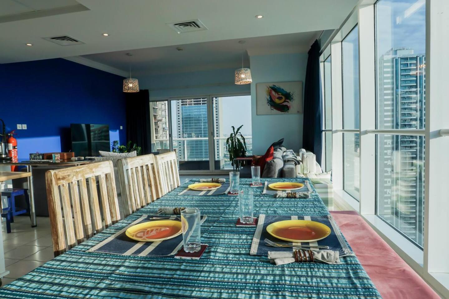 Spacious Jlt High Floor 1bed Wstunning Views * Dubai