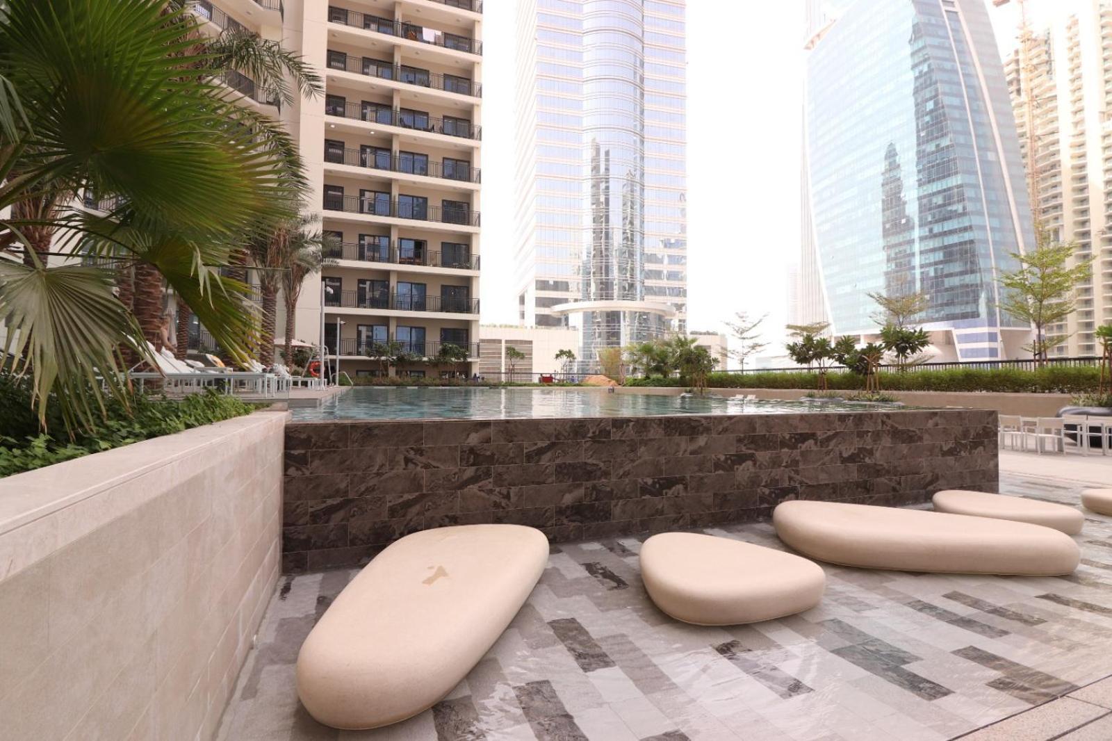 Pool View One Bed Business Bay *