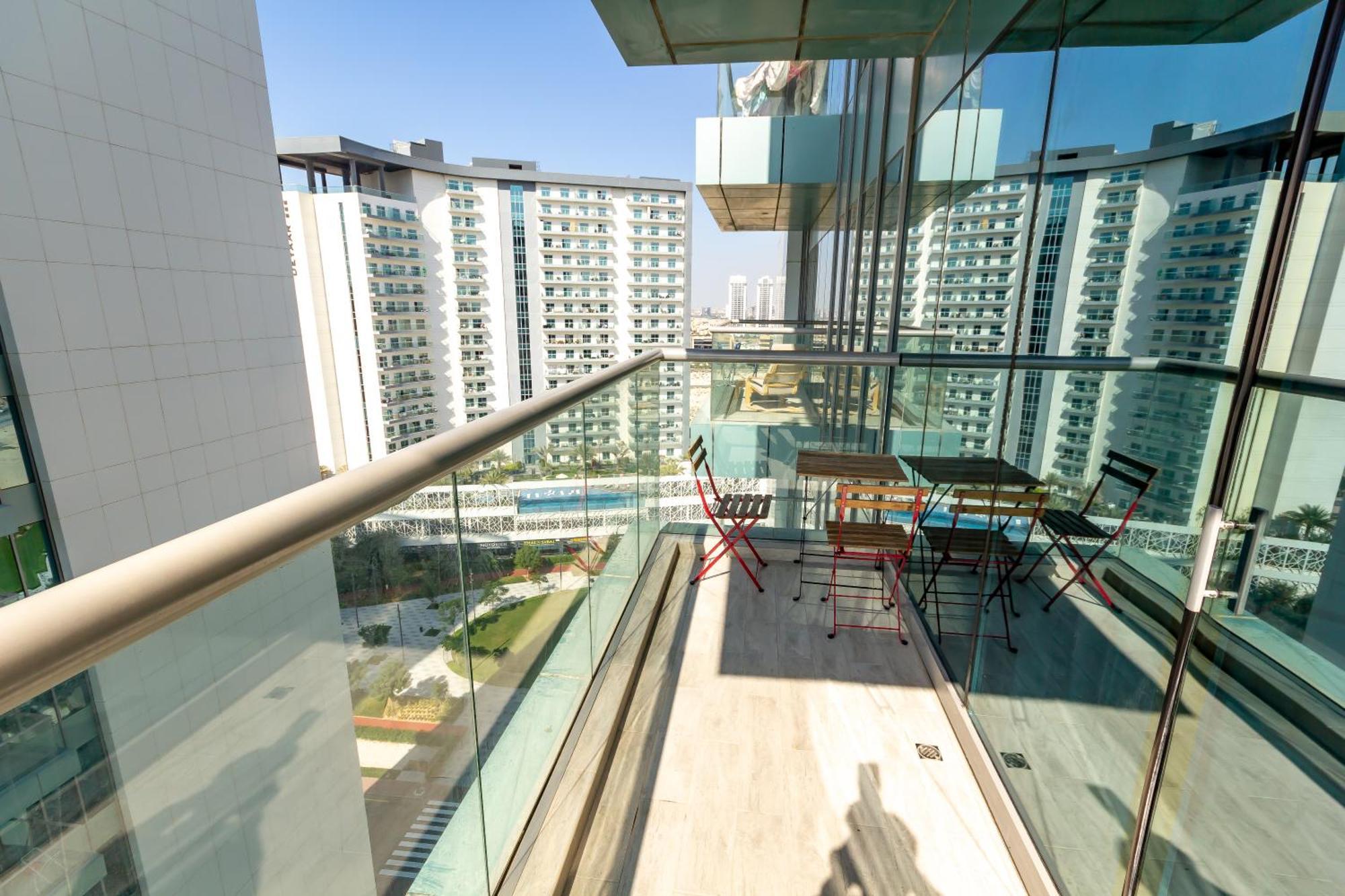 Deluxe One Bedroom For Rent In Al Barsha South *