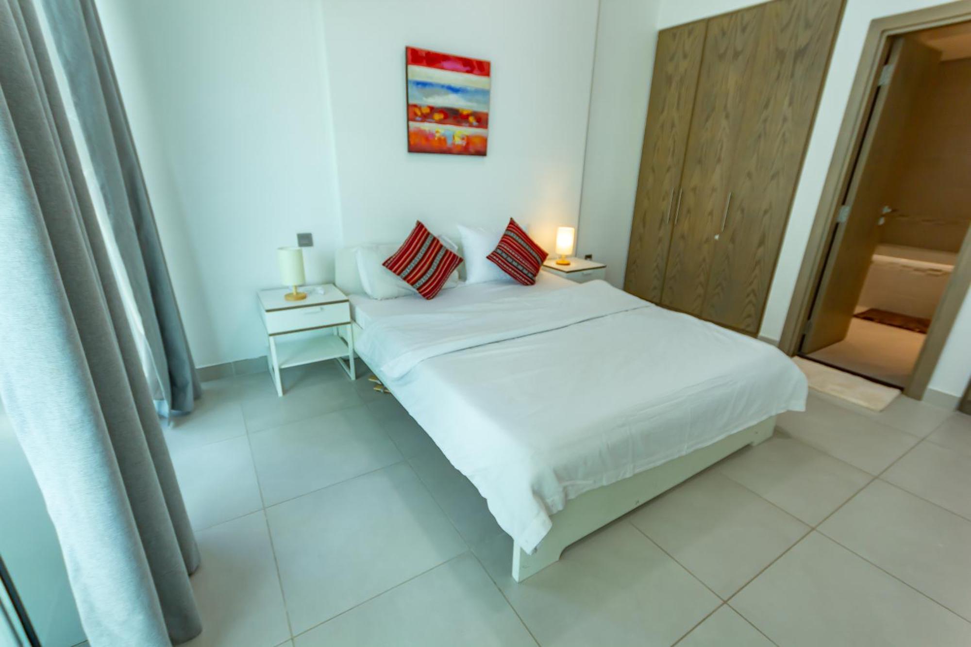 Deluxe One Bedroom For Rent In Al Barsha South *