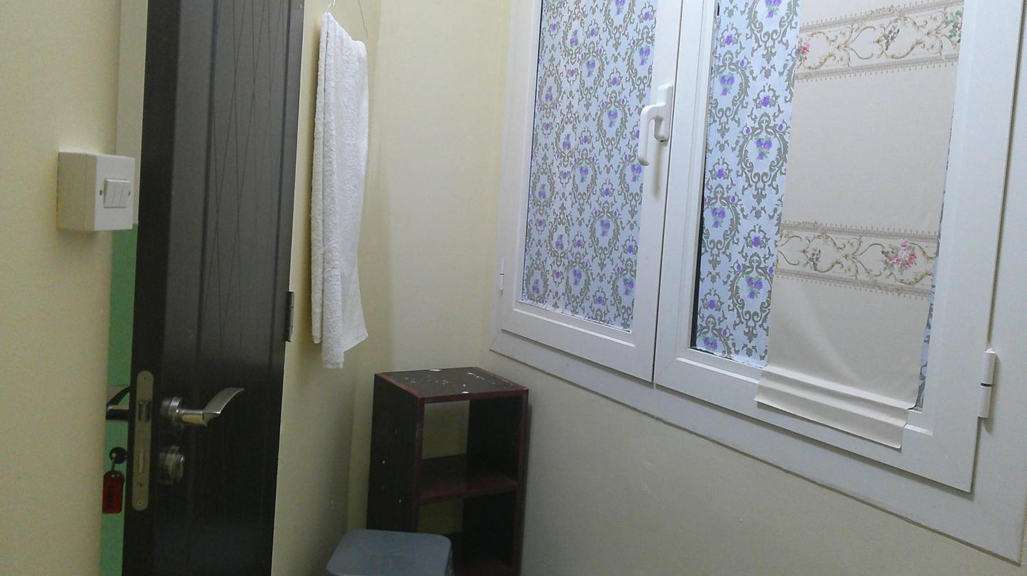 Ruby Star Budget With Shared Washroom Access 321 Dubai