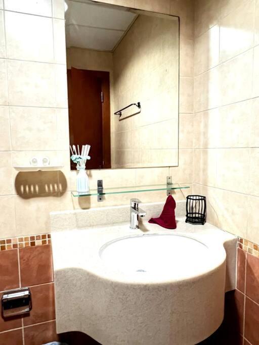 Elegant Marina View King Bed Apartamento