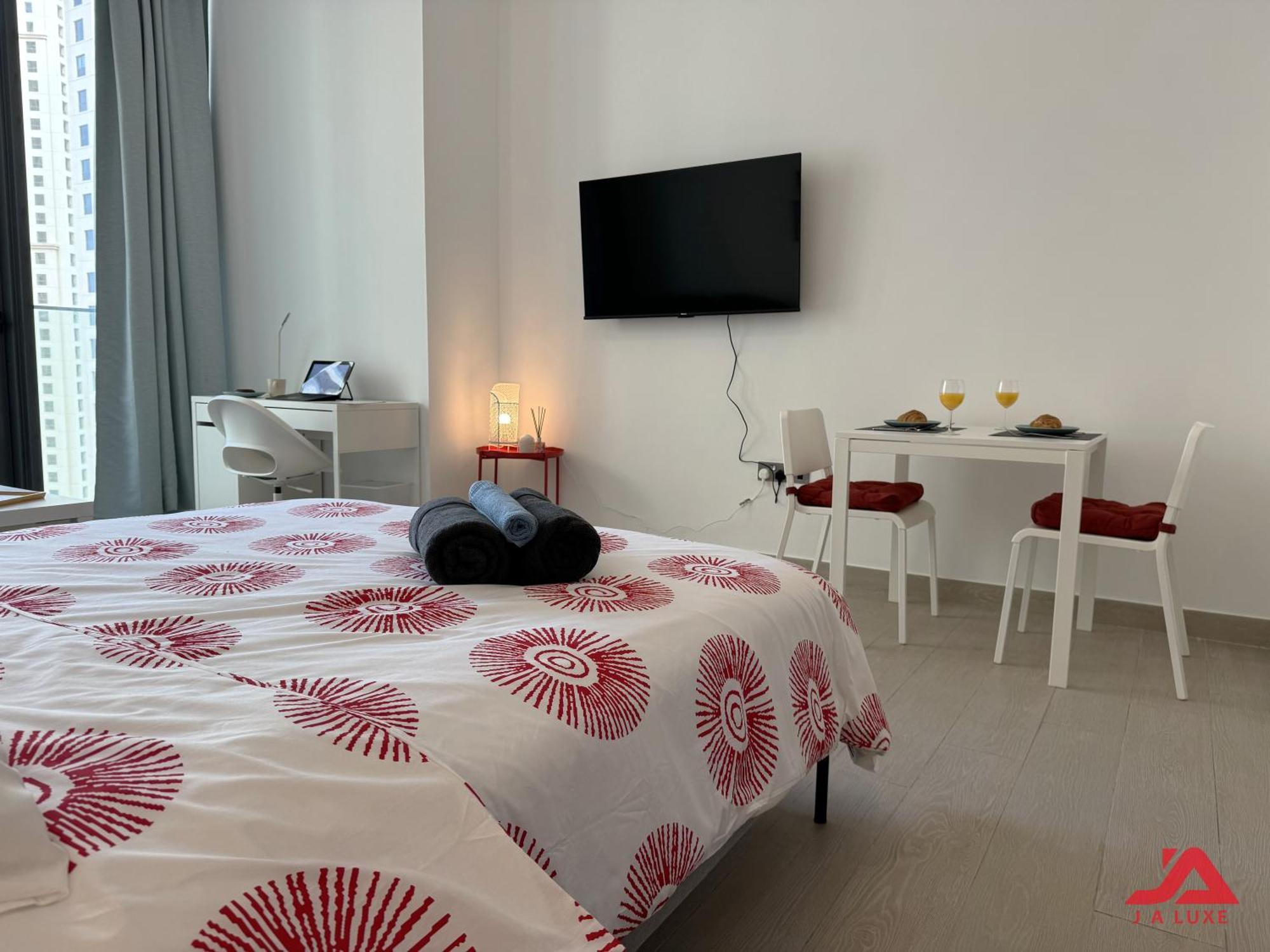 Daire Cozy Sea View Apt In Liv Tower, Marina Cozy Marina & Sea View Apt In Bay Central Tower With Modern Gym & Pool, Steps To Jbr Beach & Metro *