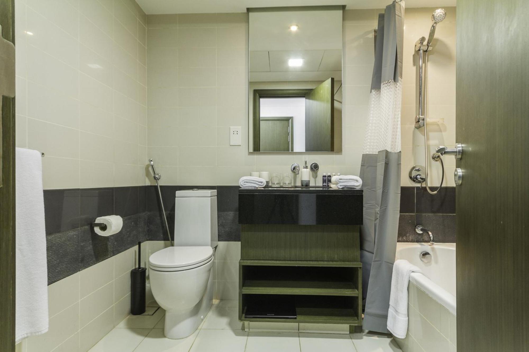 Maison Privee - Apt With Danish Twist & Burj Khalifa Views * Dubai