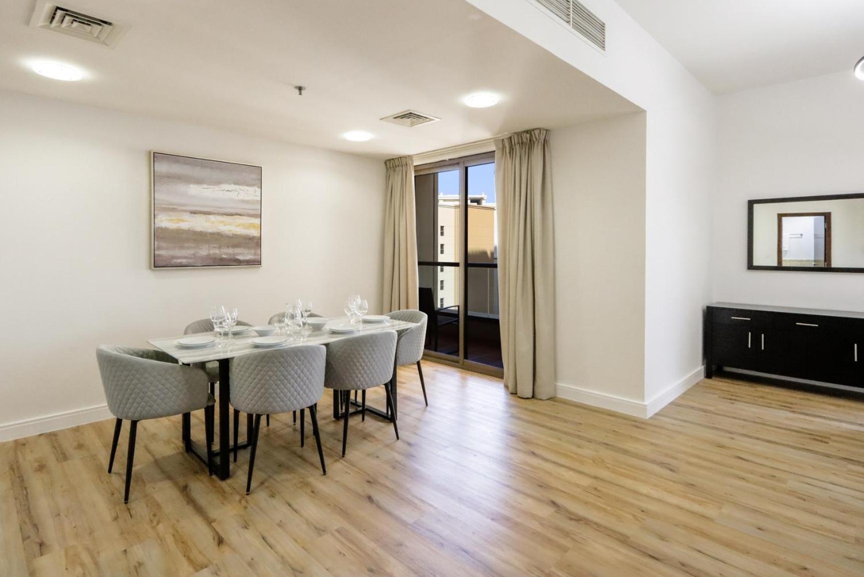 Apartment Livbnb - 3+1 In Jbr, Close To W/ Ain View