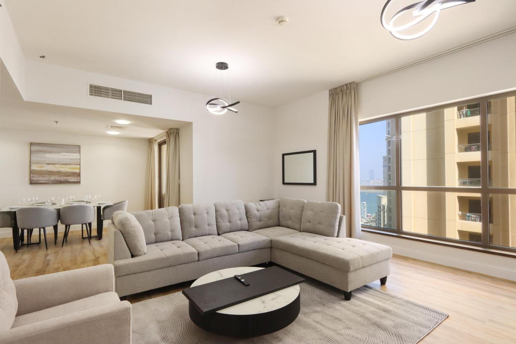 Apartment Livbnb - 3+1 In Jbr, Close To W/ Ain View *