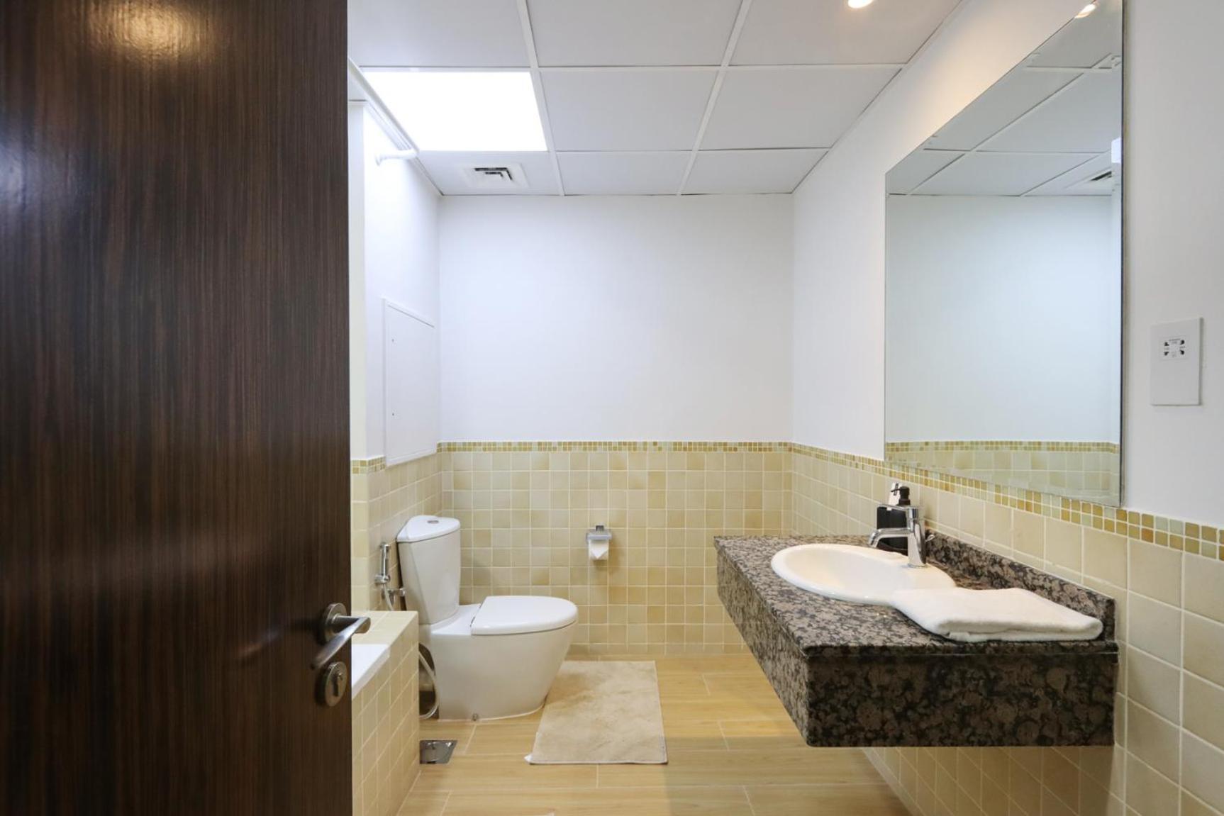Apartment Livbnb - 3+1 In Jbr, Close To W/ Ain View *