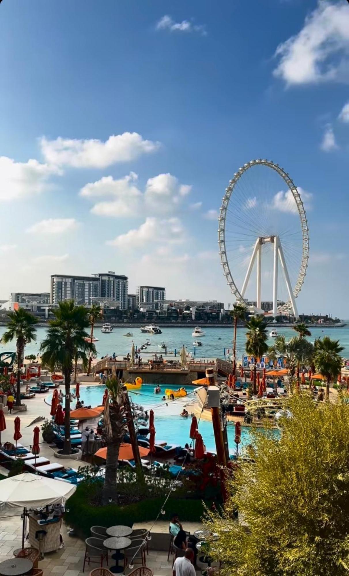 Seaview Beach Jbr - Walk To Beach - Gym - Pool - Metro Station