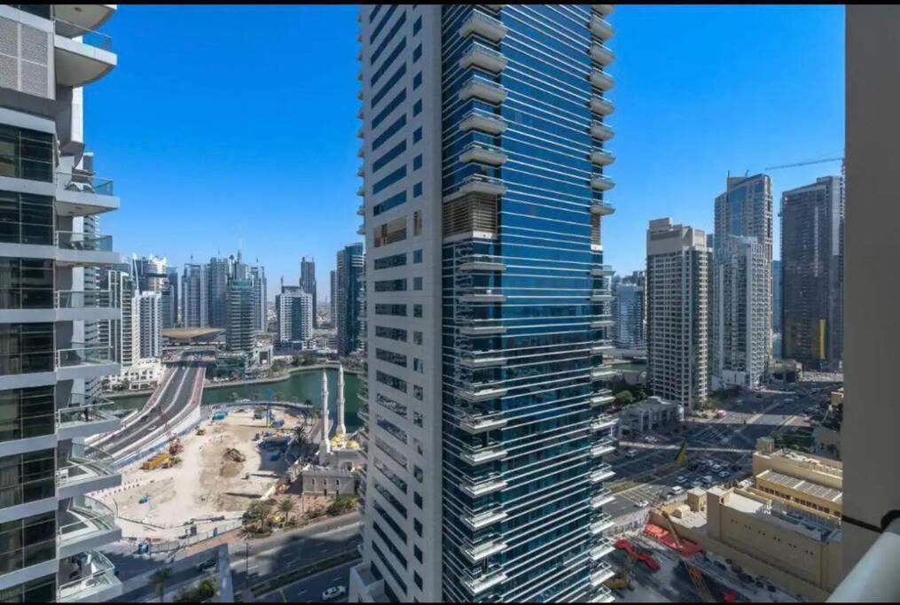 Nr Beach/2 Bed Upgraded/terrace Apartment Dubai