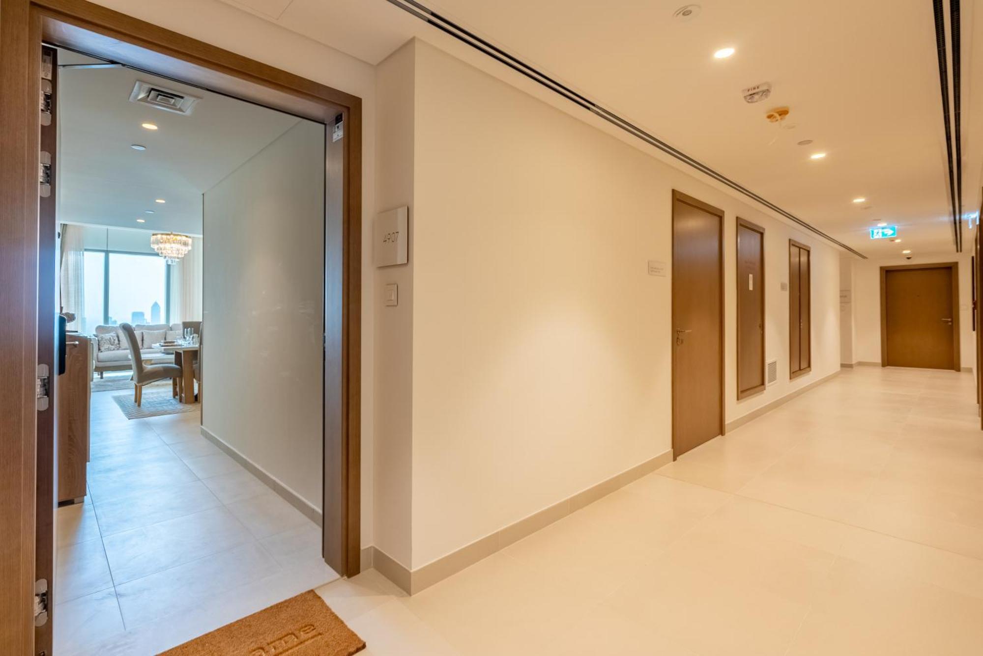 Super Luxury Elevated 2 Bedroom Full Burj Khalifa View