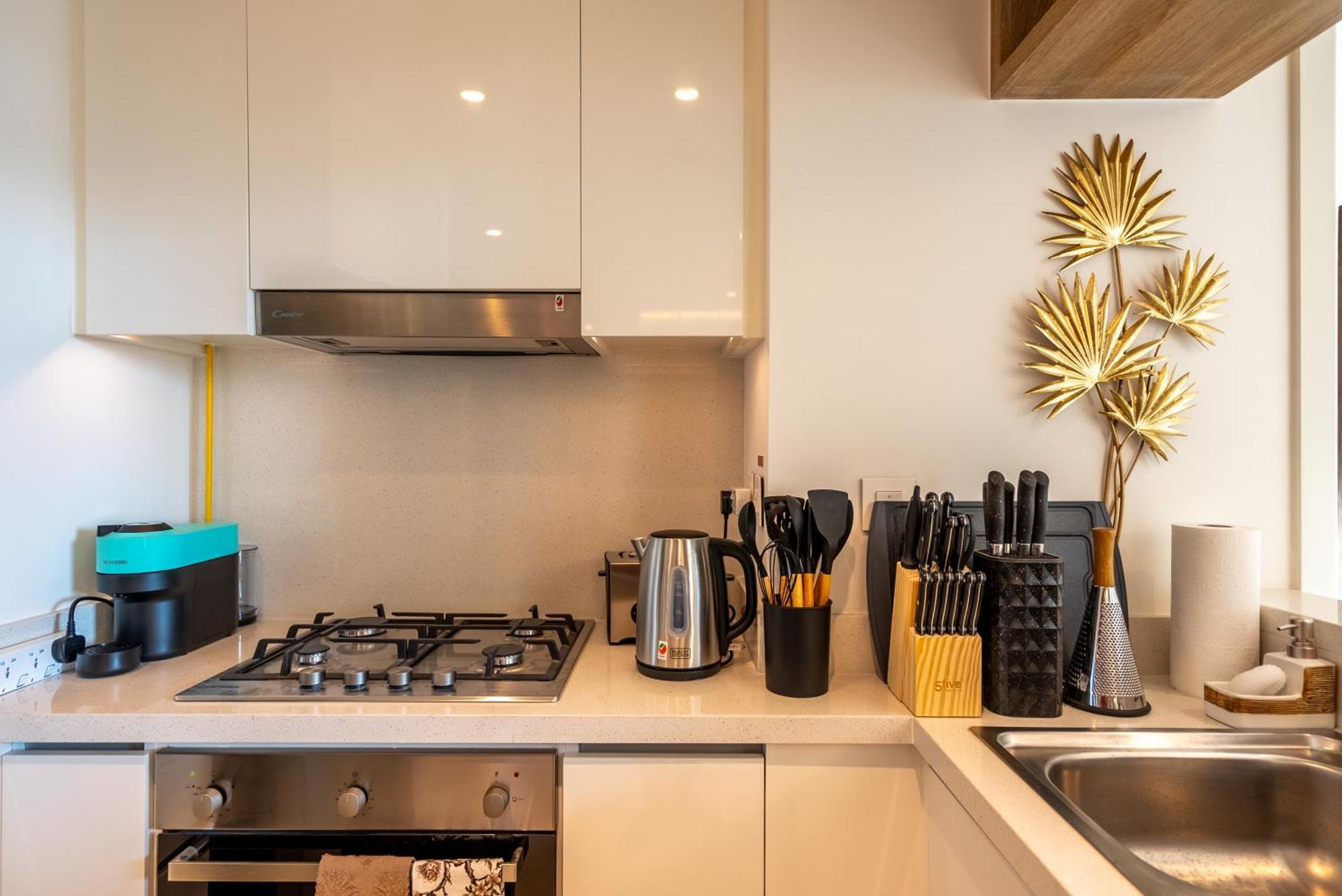 Apartment Super Luxury Elevated 2 Bedroom Full Burj Khalifa View *