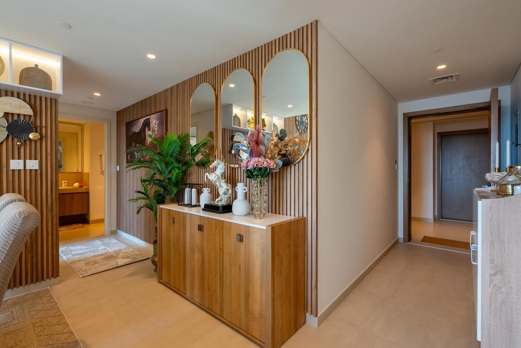 Super Luxury Elevated 2 Bedroom Full Burj Khalifa View