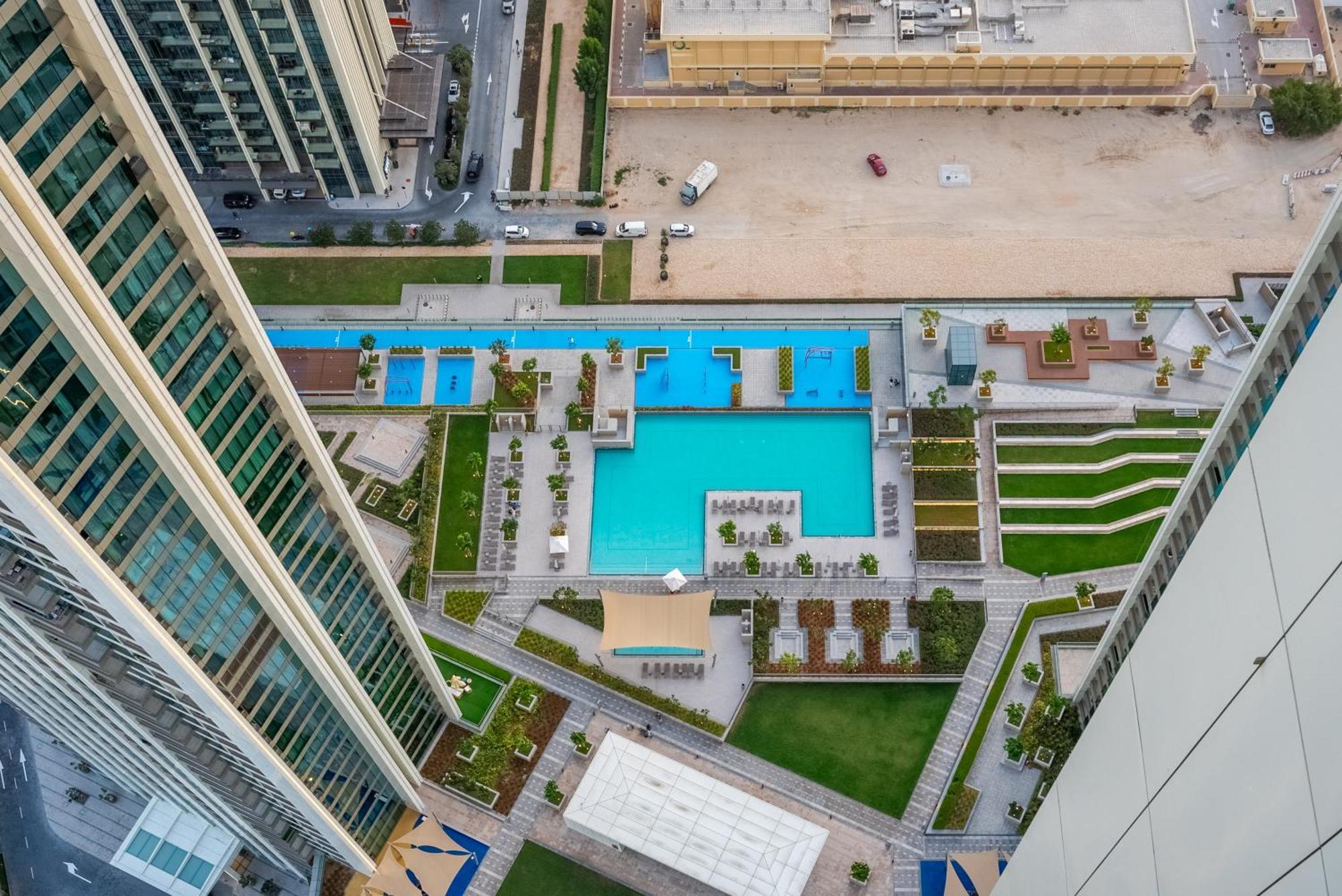 Apartment Super Luxury Elevated 2 Bedroom Full Burj Khalifa View