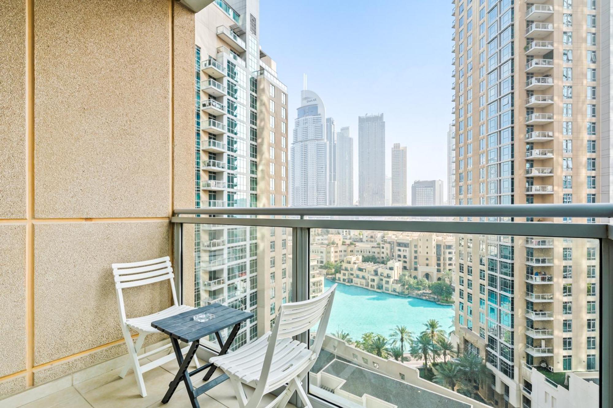 Fountain View One Bedroom