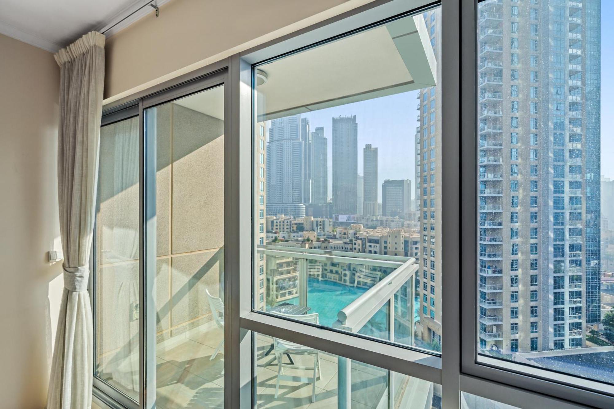 Fountain View One Bedroom Apartment