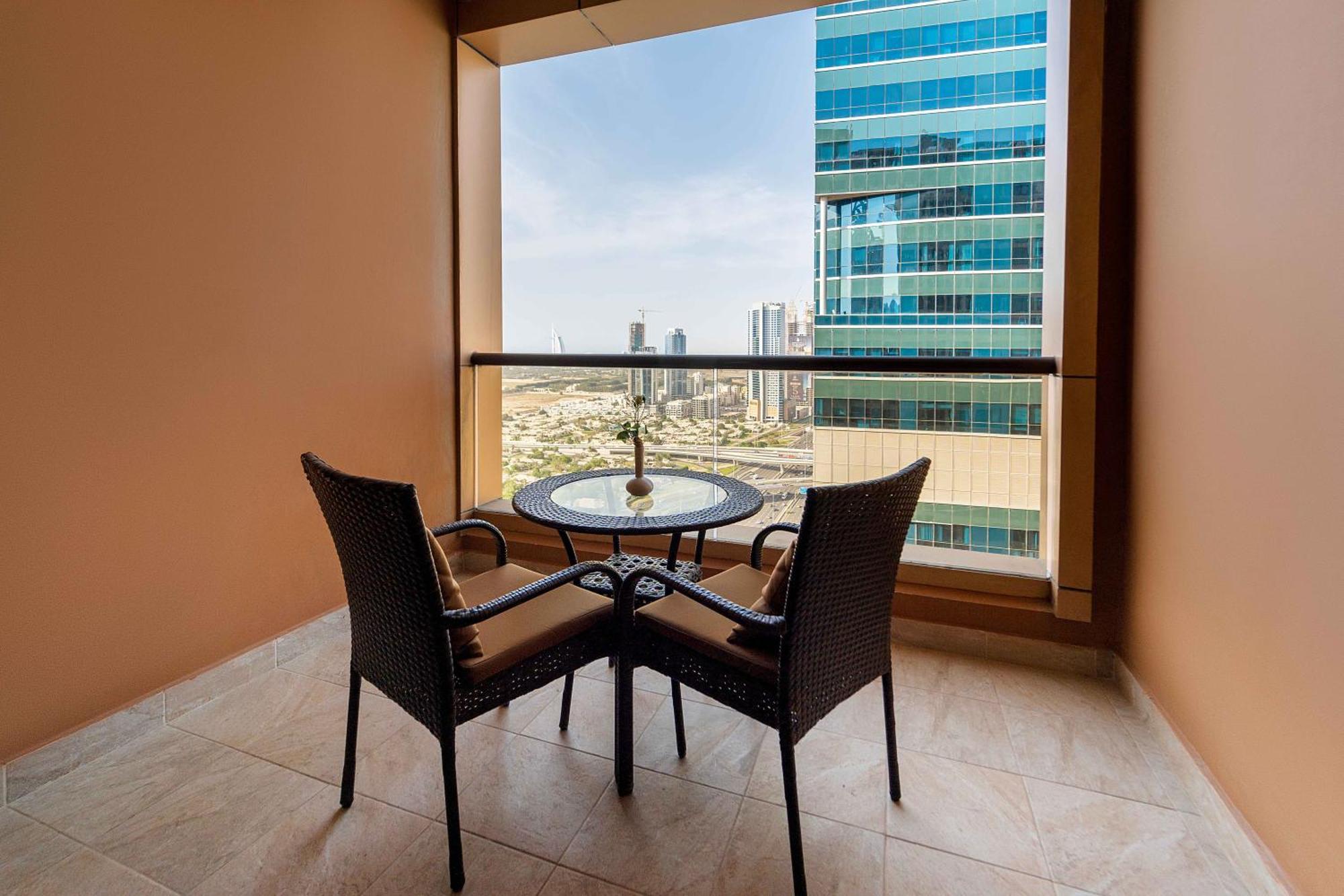 Otel Mercure Barsha Heights And
