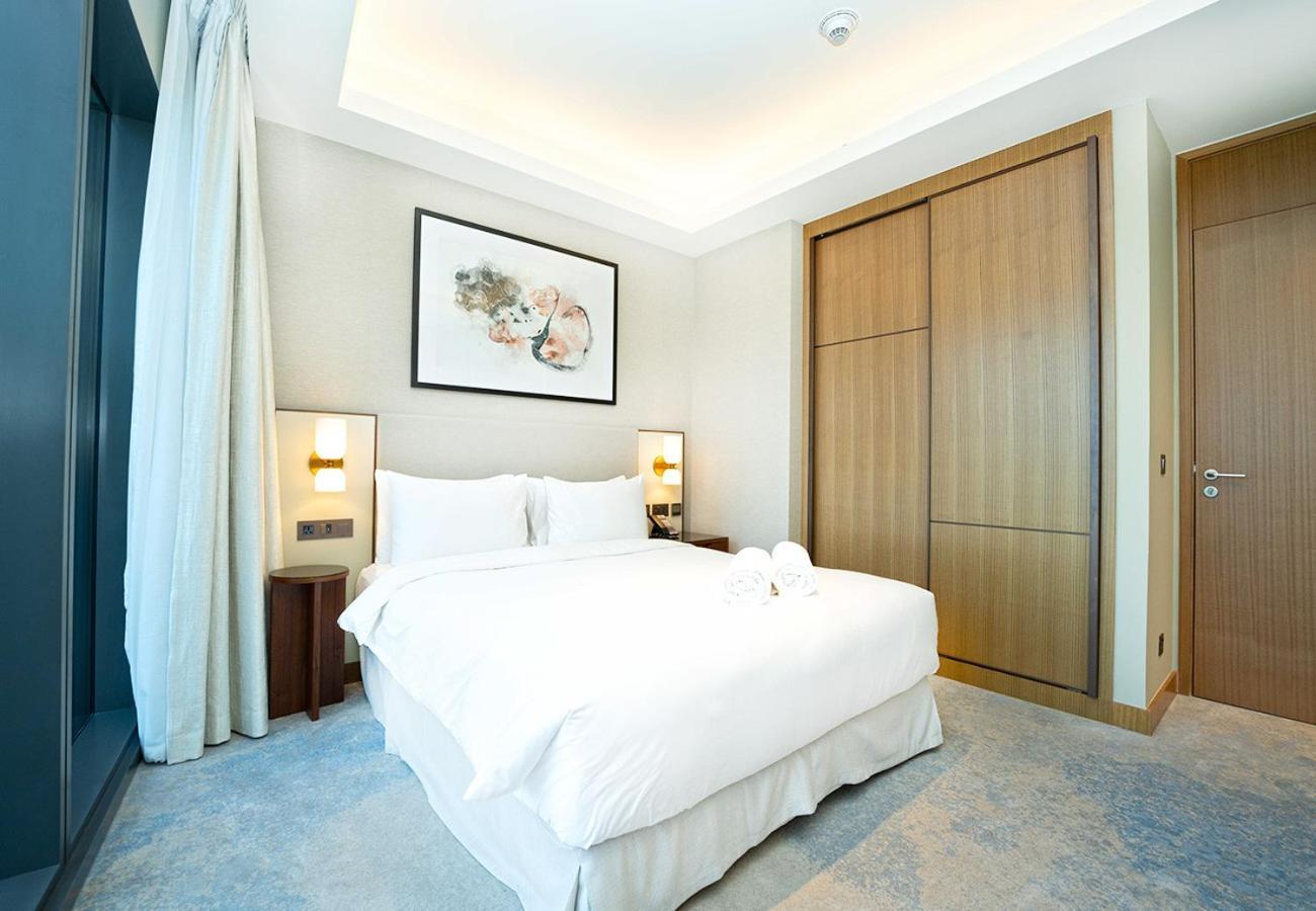 Easygo - The Address T1 3 Bedroom