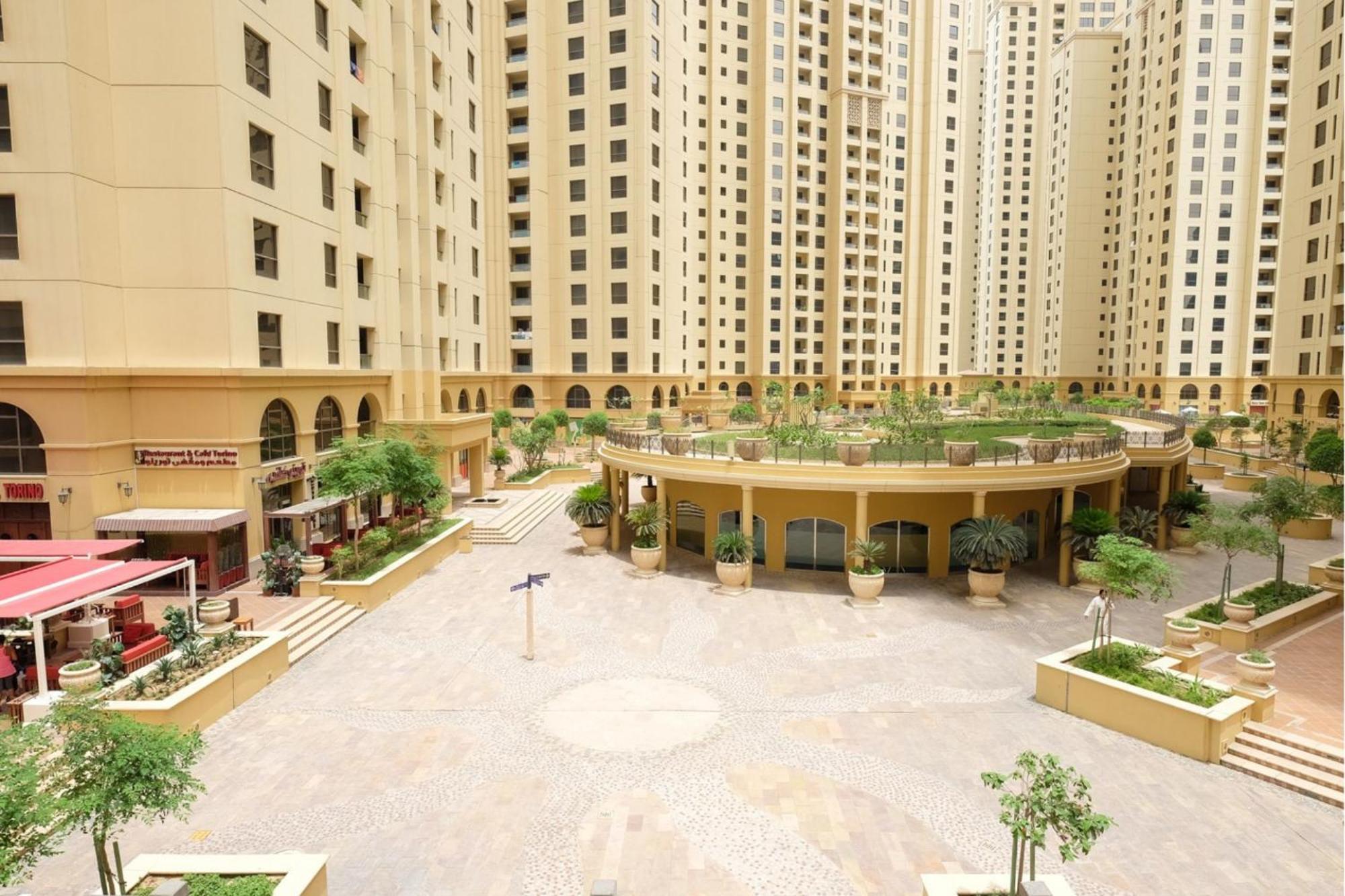 Homestar, Jumeirah - Jbr - Pool, Beach, Metro Hostel Dubai