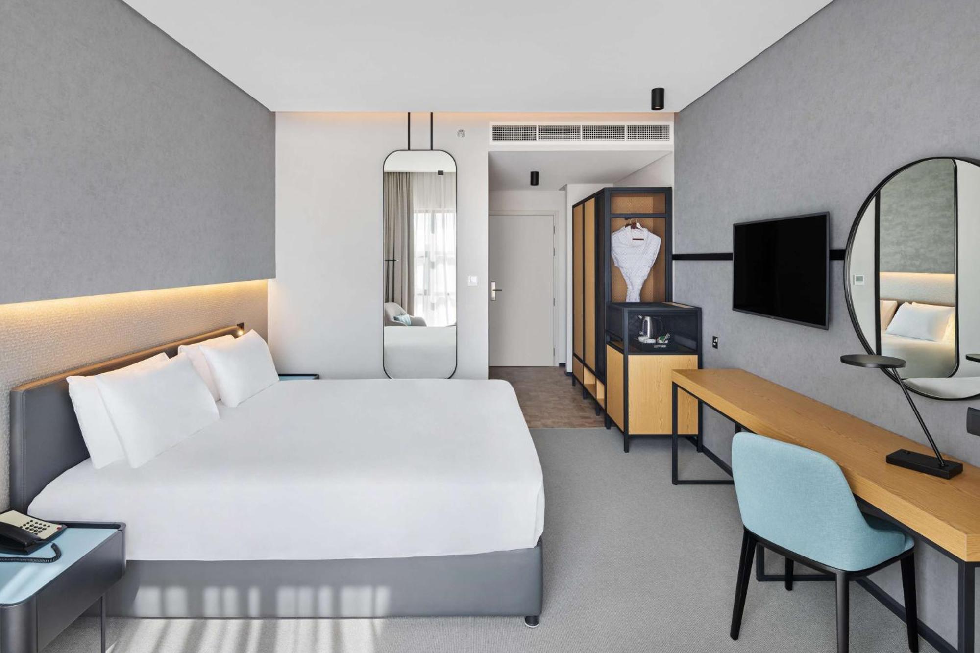 The Manor By Ja, Hotel 4*