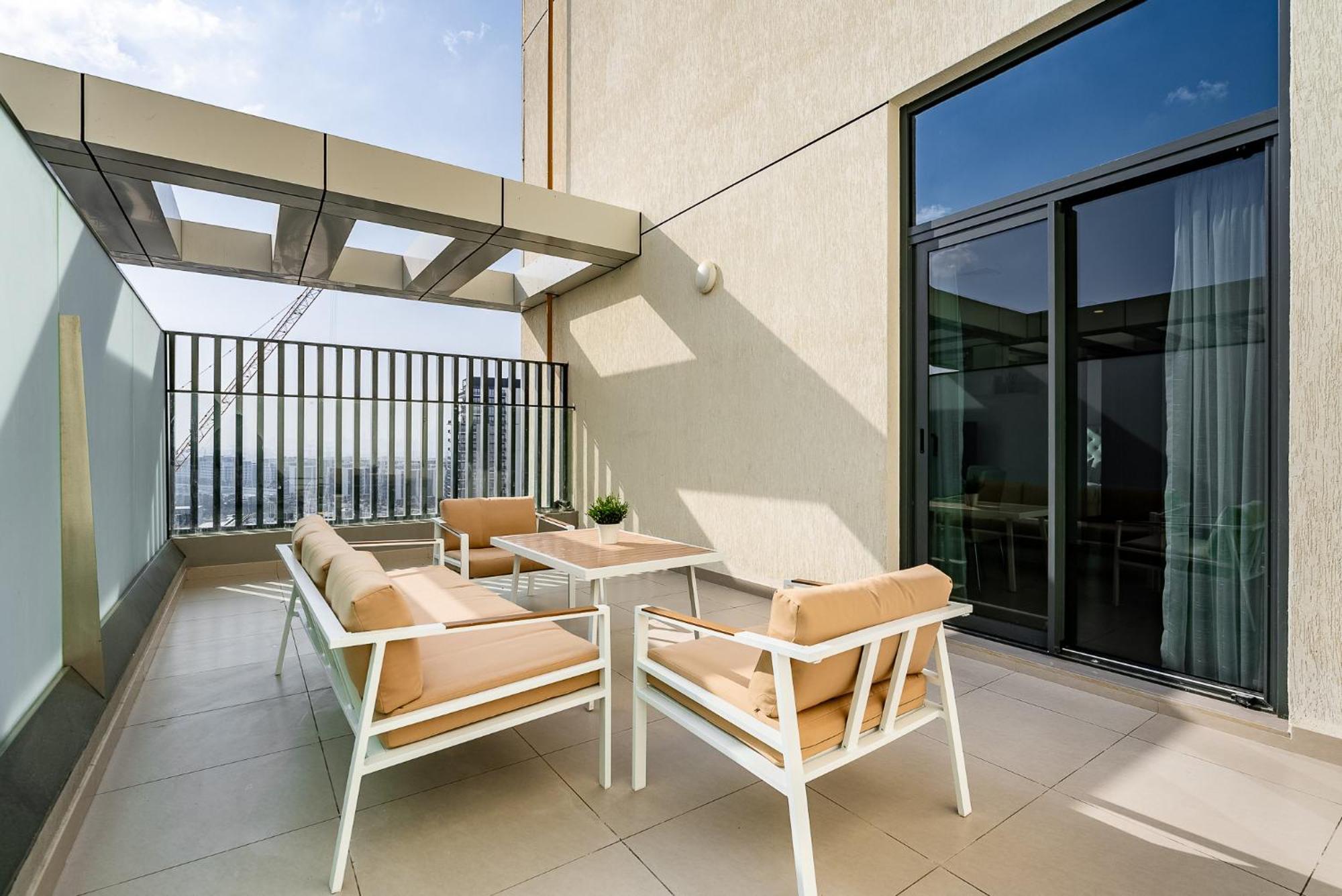Prive I Hills Dubai