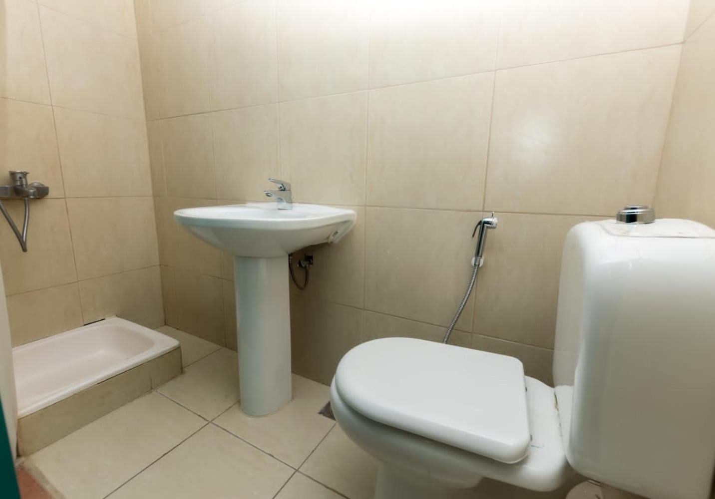 Budget With Private Bathroom For 'girls' Only In Dubai, Marina Apartment