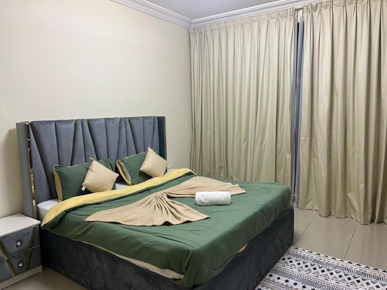 Daire 2bedroom Palm Jumeirah Luxury At Golden Mile 10 Dubai