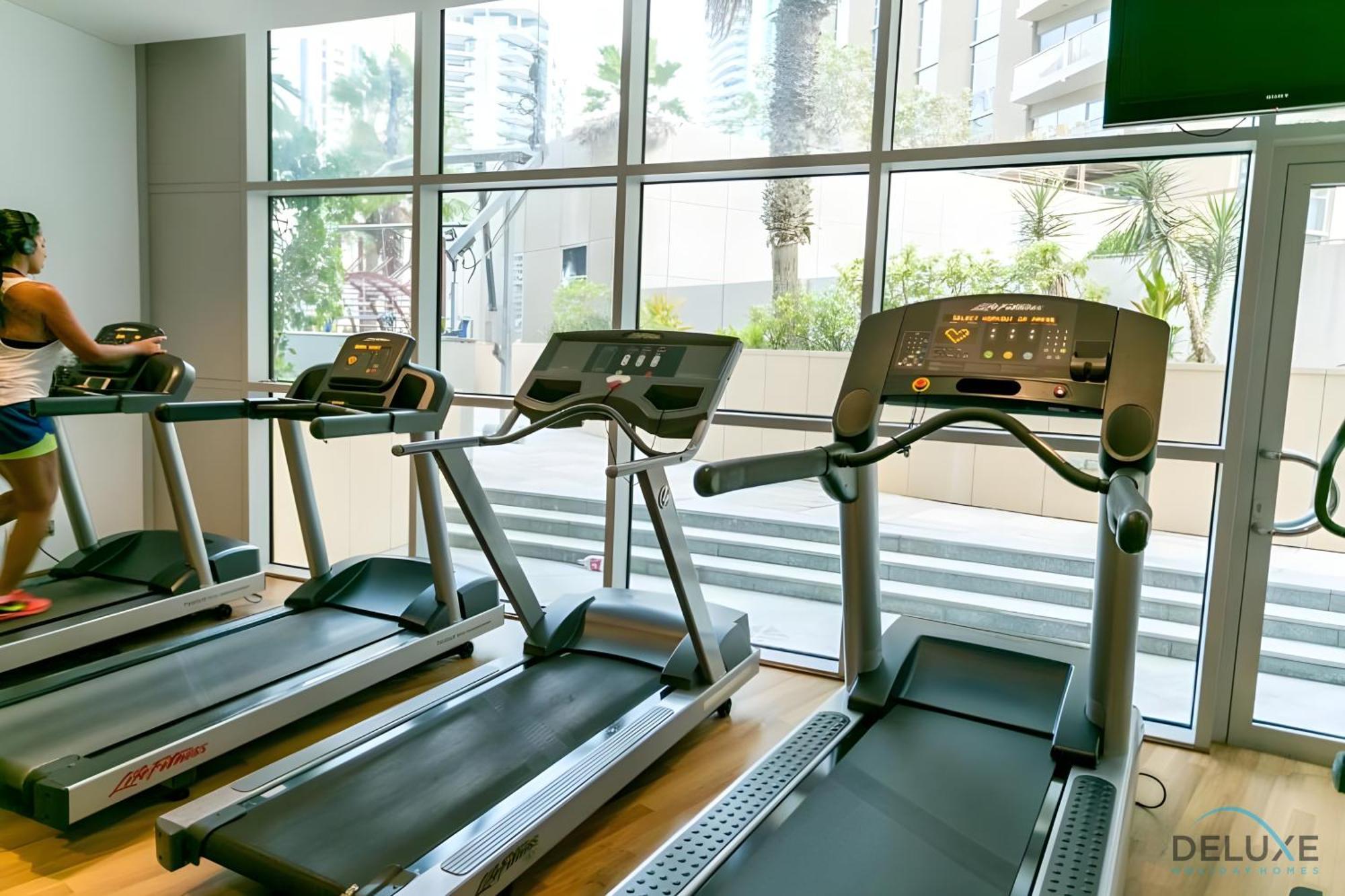 Contemporary 1br At Marina Terrace Tower Marina By Deluxe Homes Daire Dubai