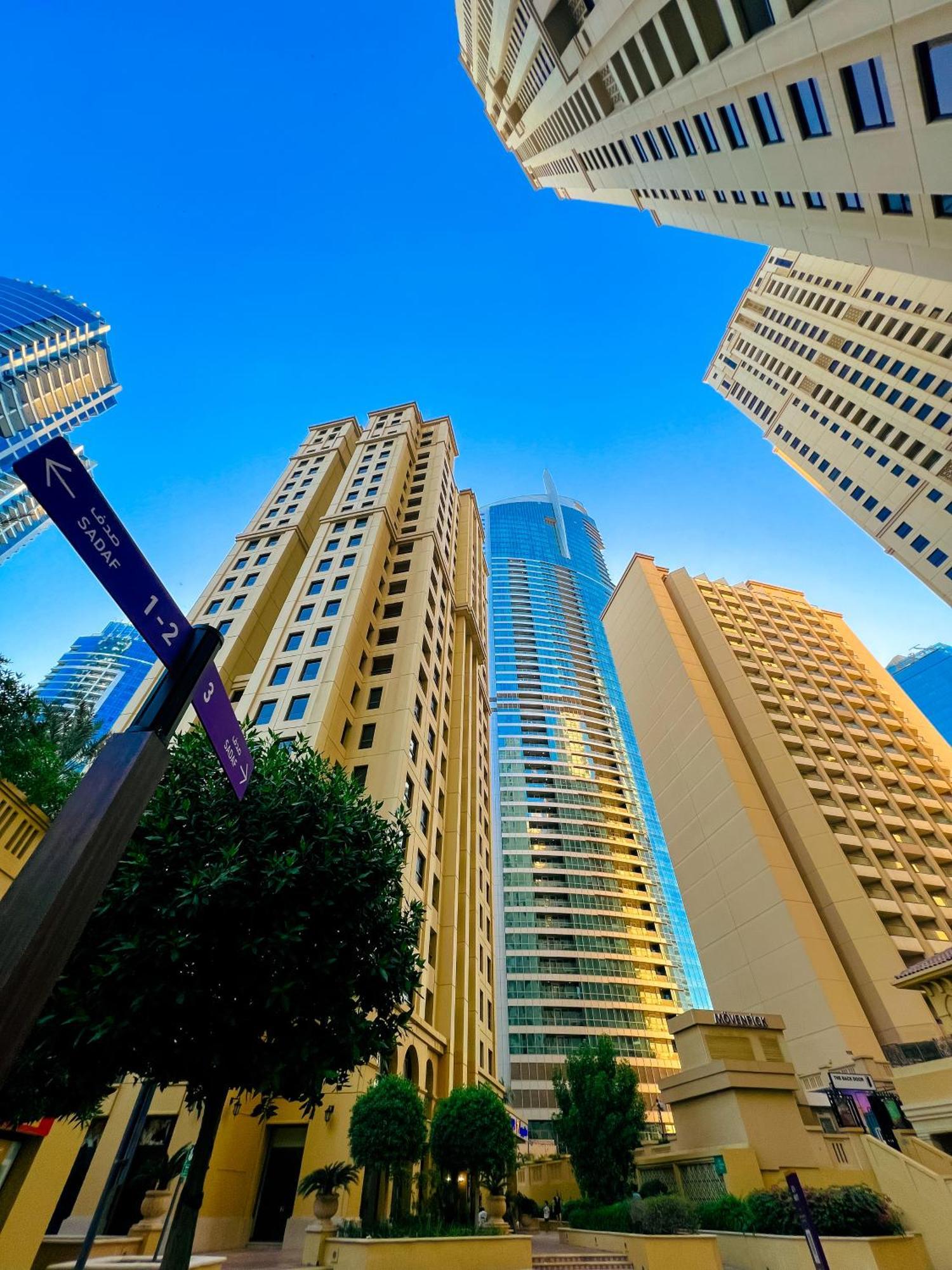 Urban Panda Sadaf Jbr Albergue