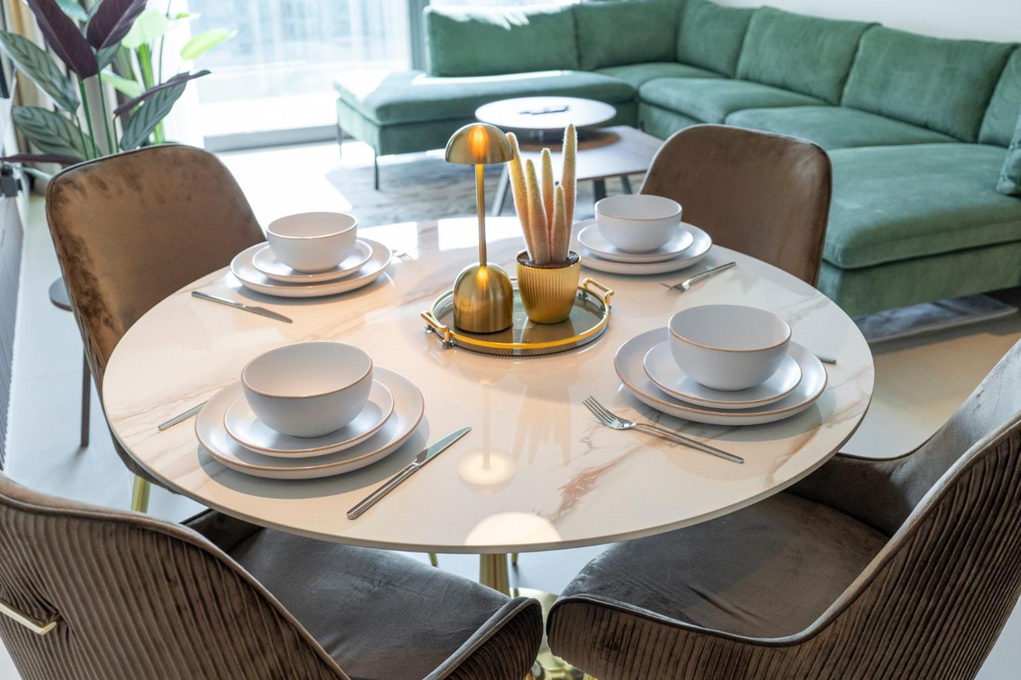 Apartment Chic Luxe 2br I High Floor L By Burj Khalifa & Mall I Pool L Gym Dubai