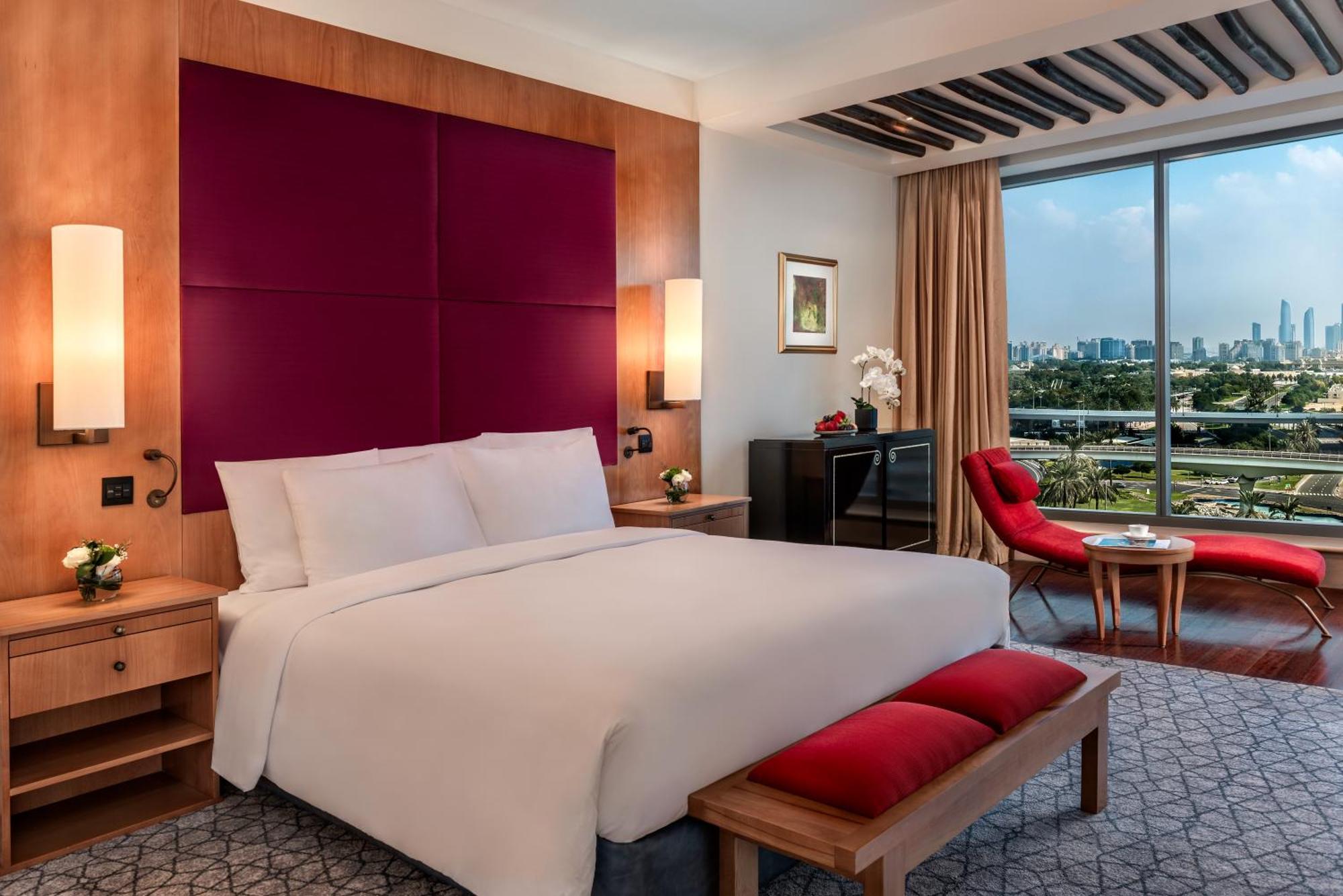 The H Hotel 5*
