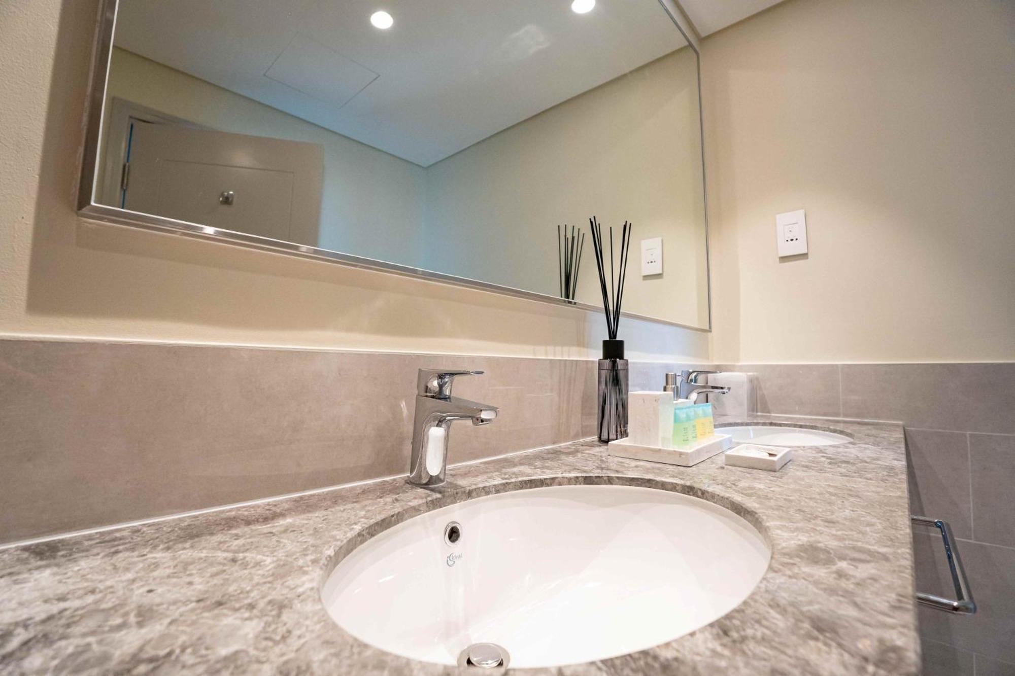 Daire Veluxa - Luxe 2bed In Downtown! *