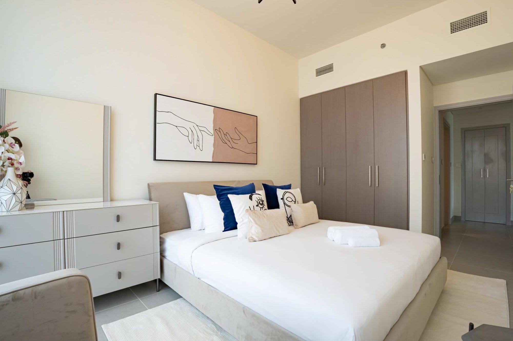 Veluxa - Luxe 2bed In Downtown! Dubai