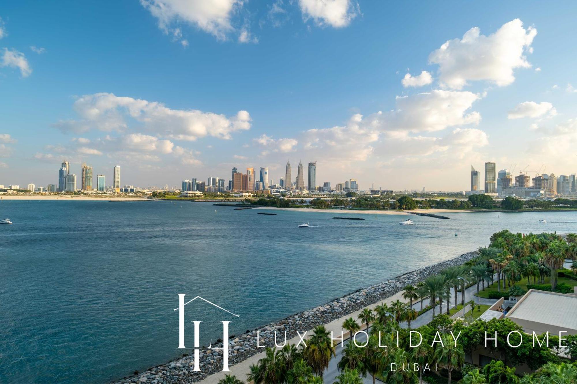 Lux The Palm Burj View Apartment Dubai