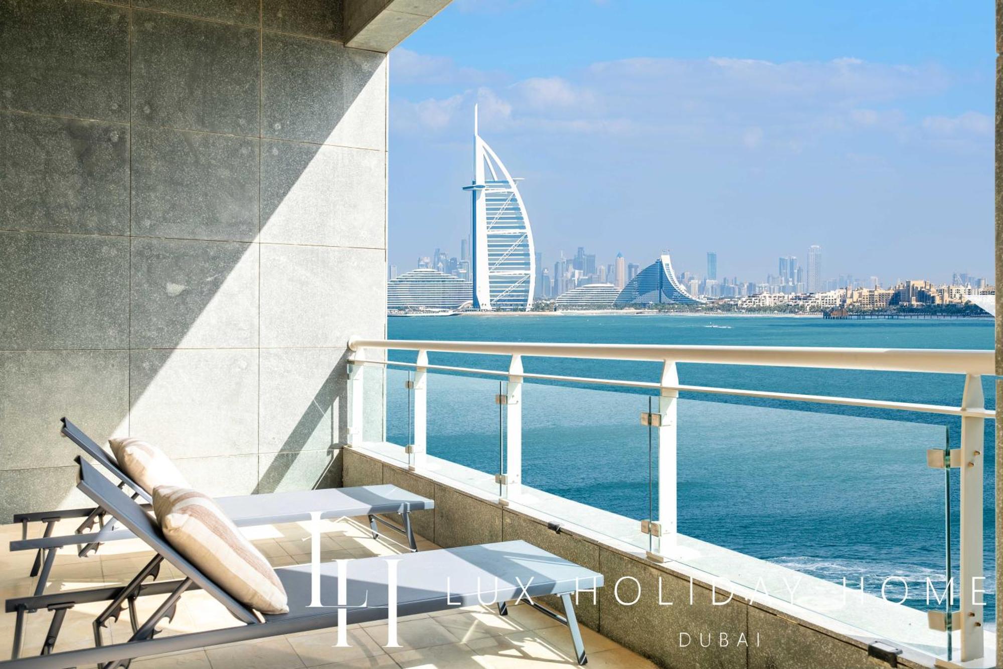 Lux The Palm Burj View Apartment
