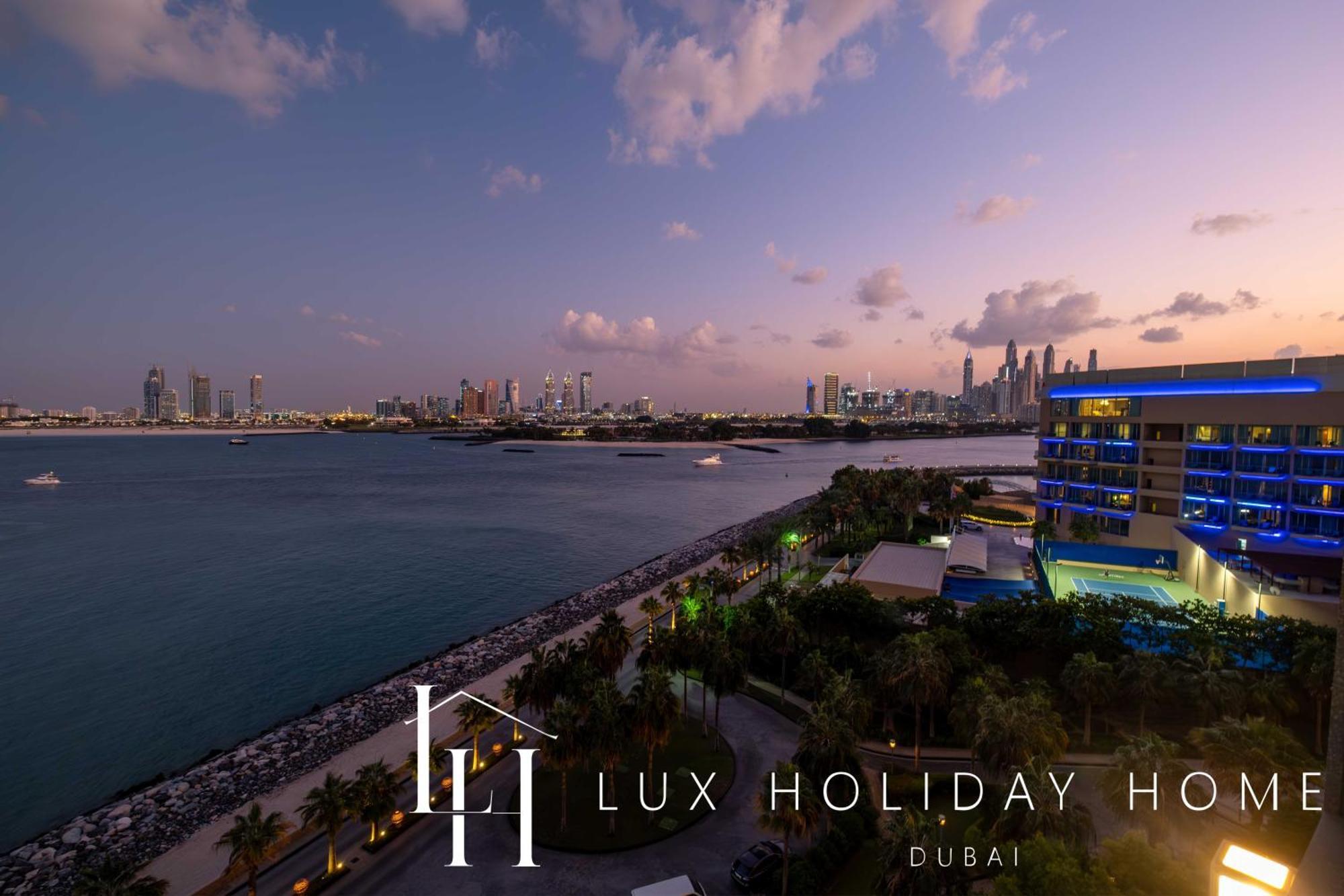 Lux The Palm Burj View Apartment
