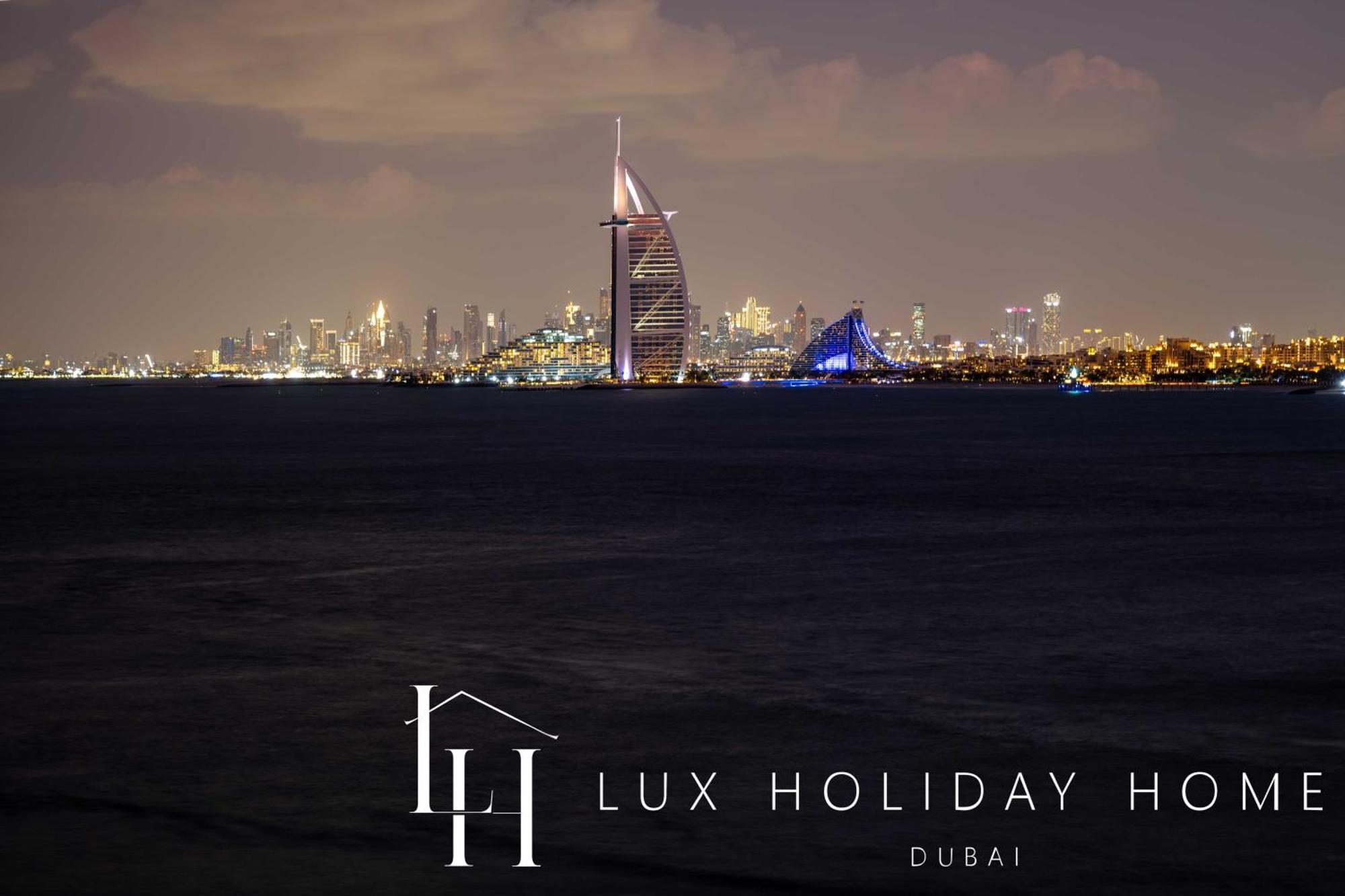 Lux The Palm Burj View Apartment Dubai