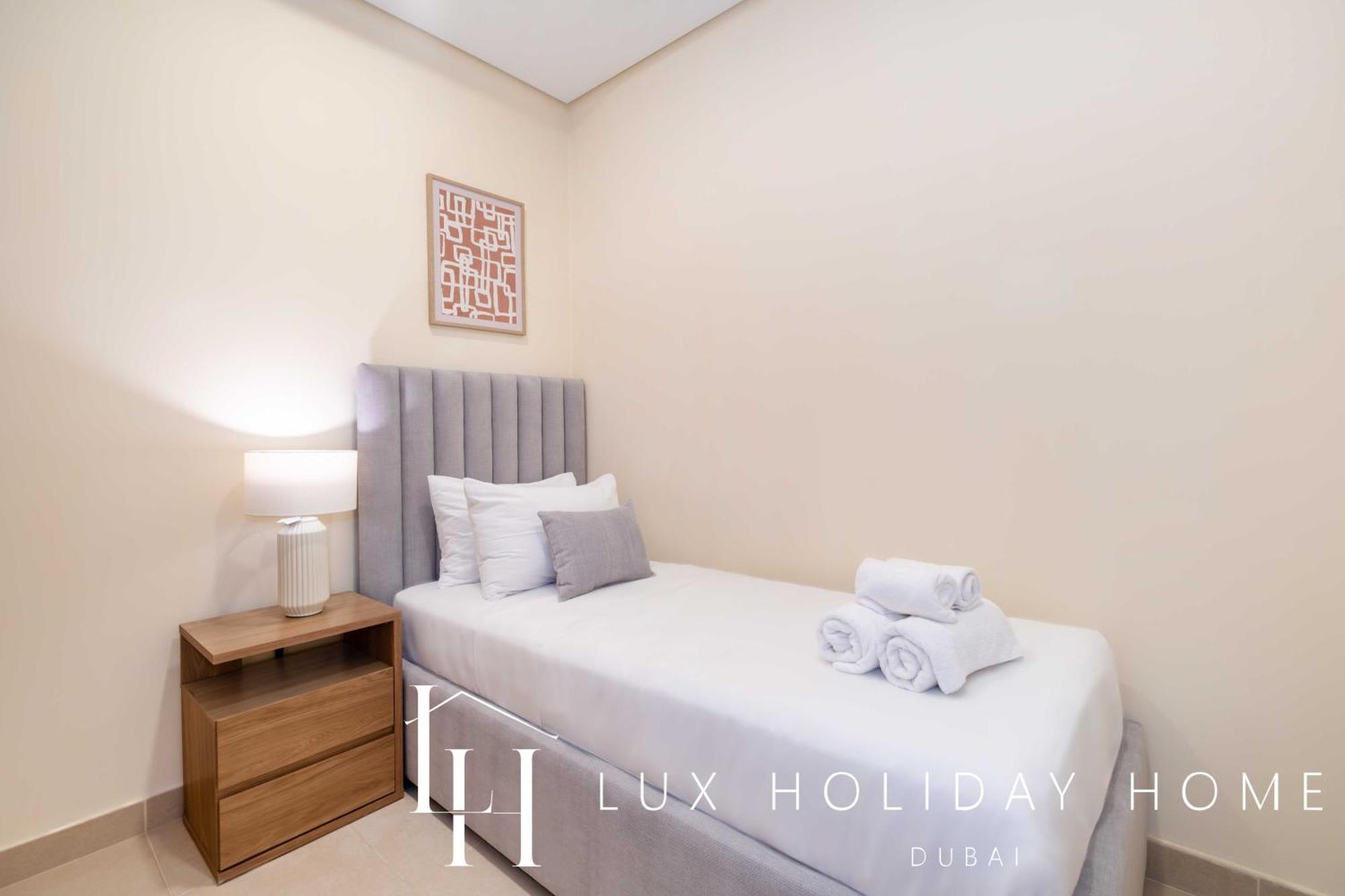 Lux The Palm Burj View Apartment Dubai