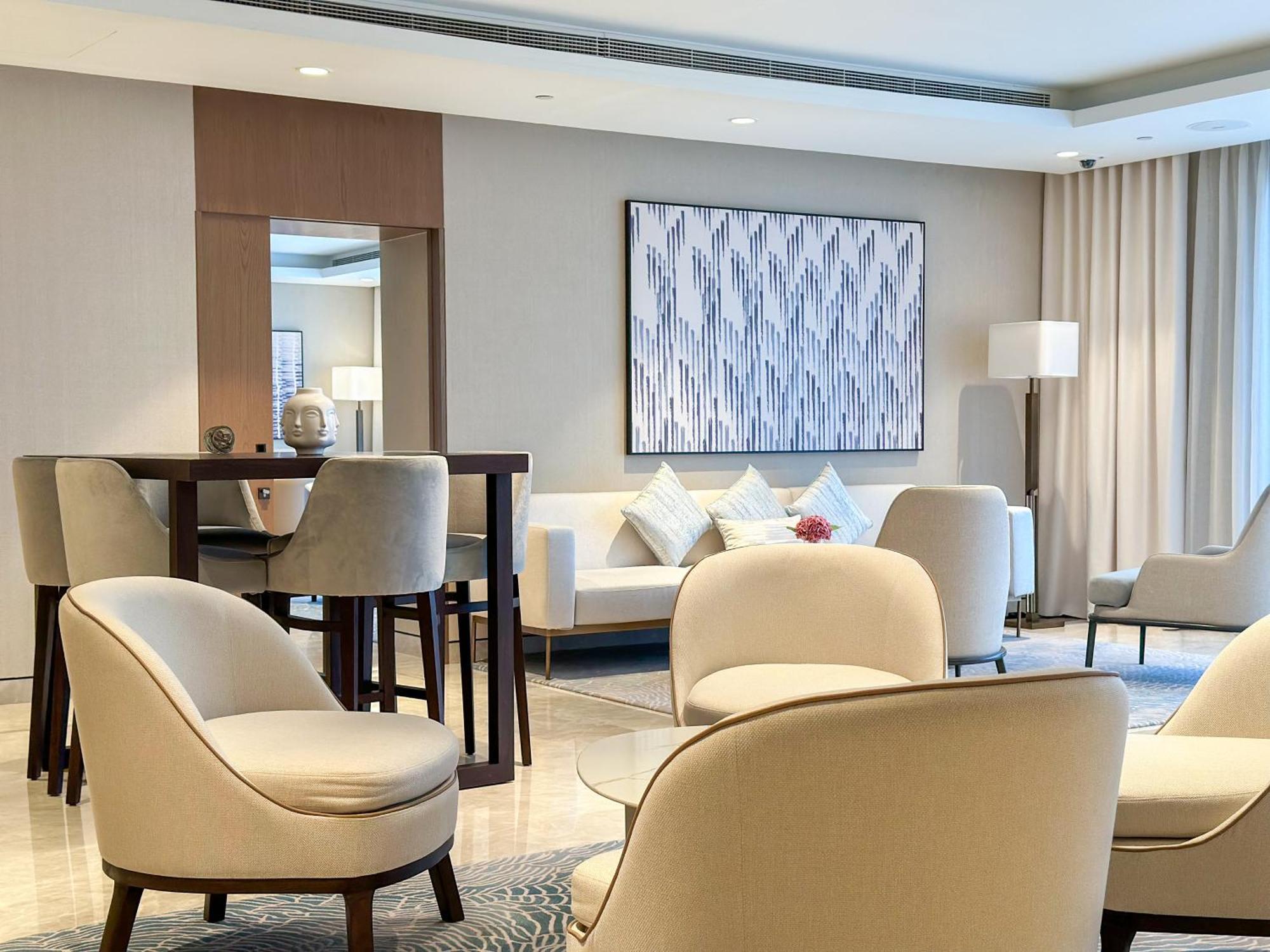 Apartment Unique Burj Khalifa View 3br On Floor Dubai
