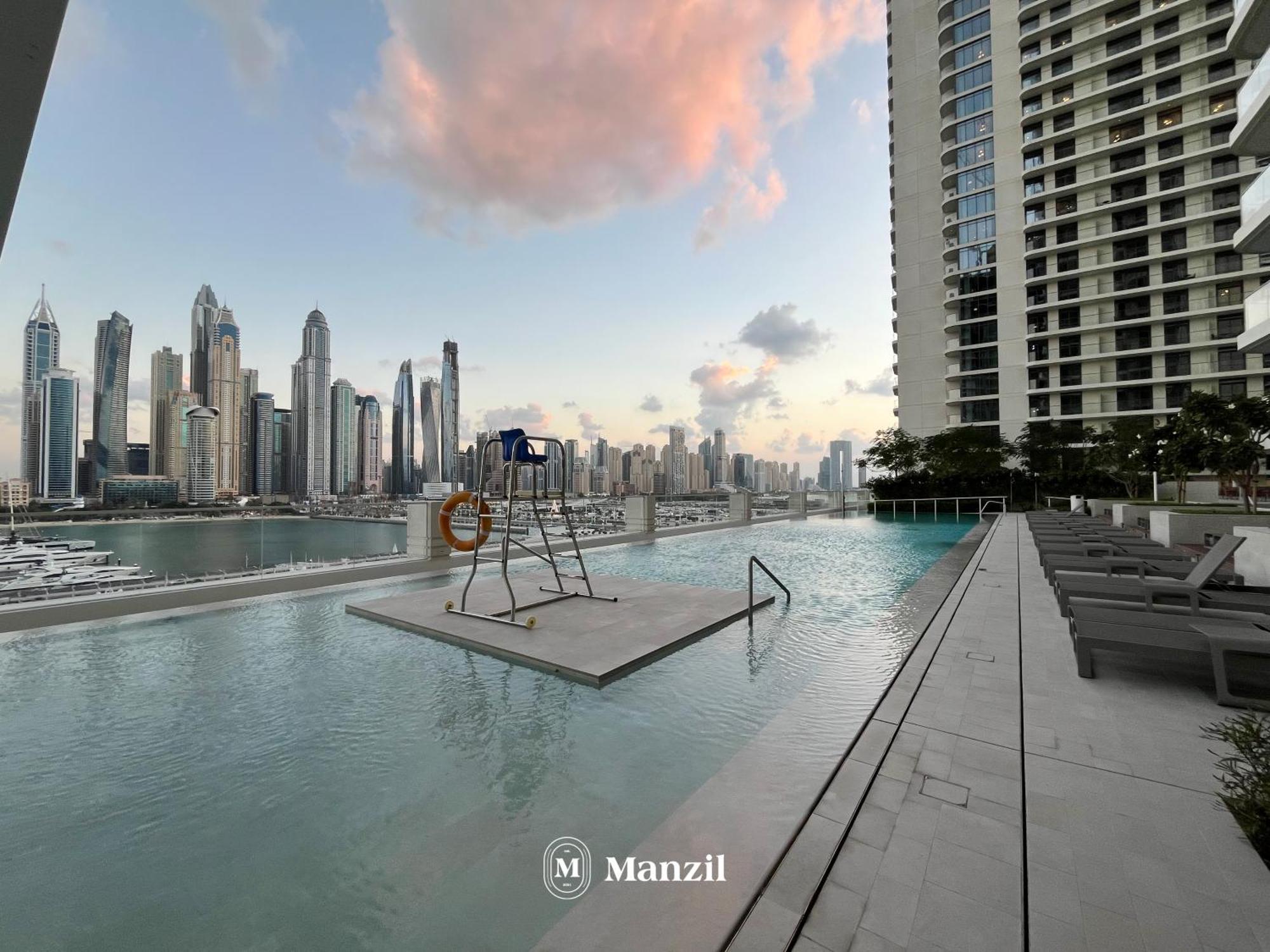 Manzil - 2br In Emaar Beach Front With Sea View *