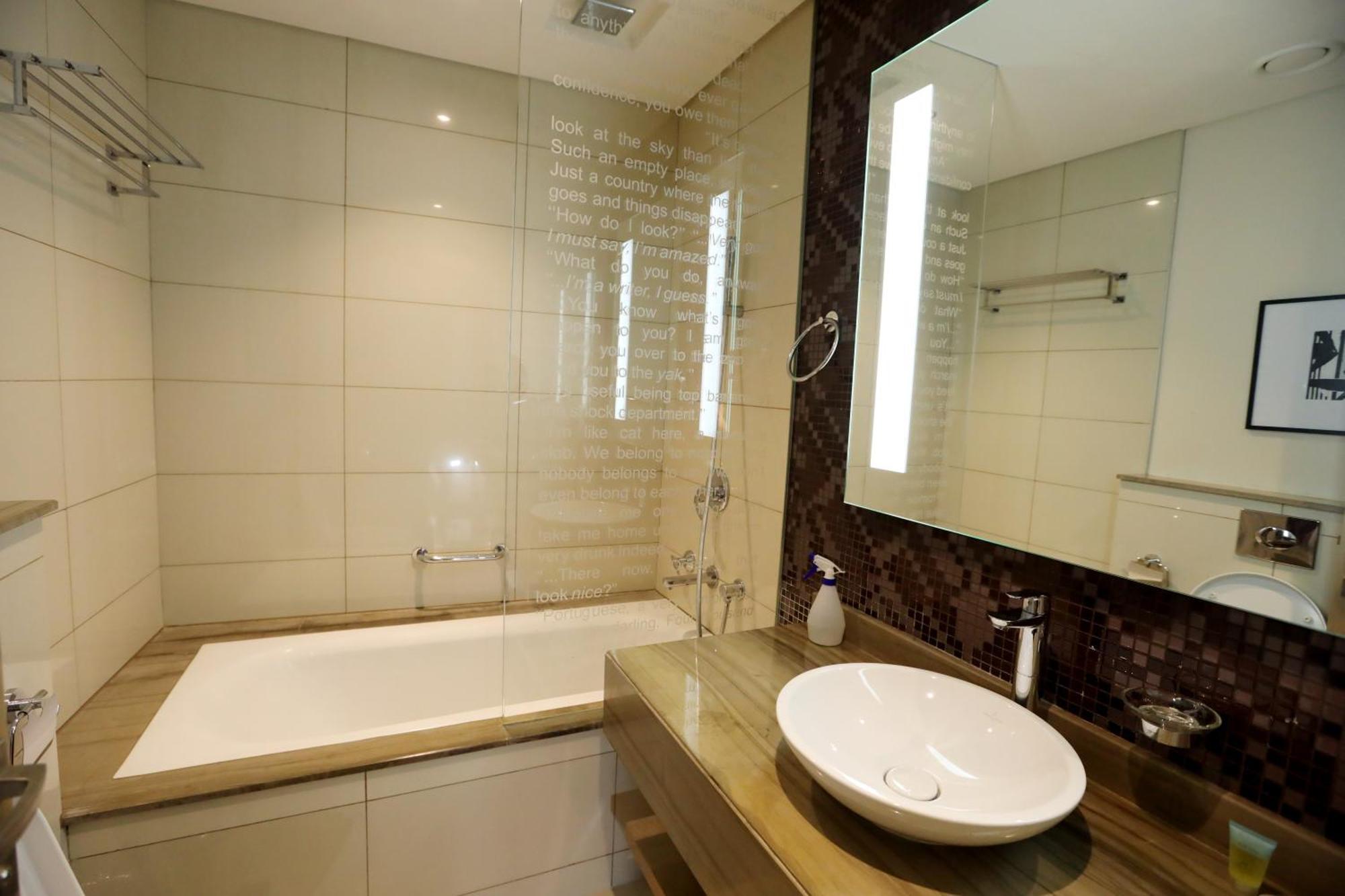 Apartment Brownstone - Paramount Five Star Dubai