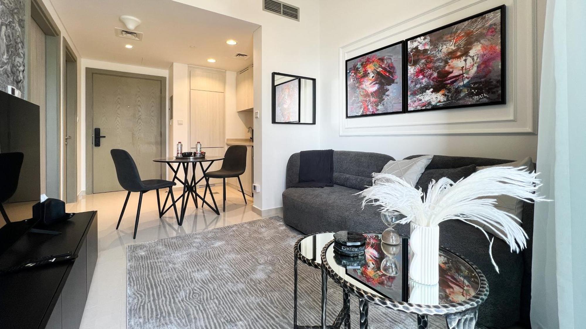 Keyrock Living - 1 Bedroom - Business Bay - Near Metro Station - Zada Tower Daire *