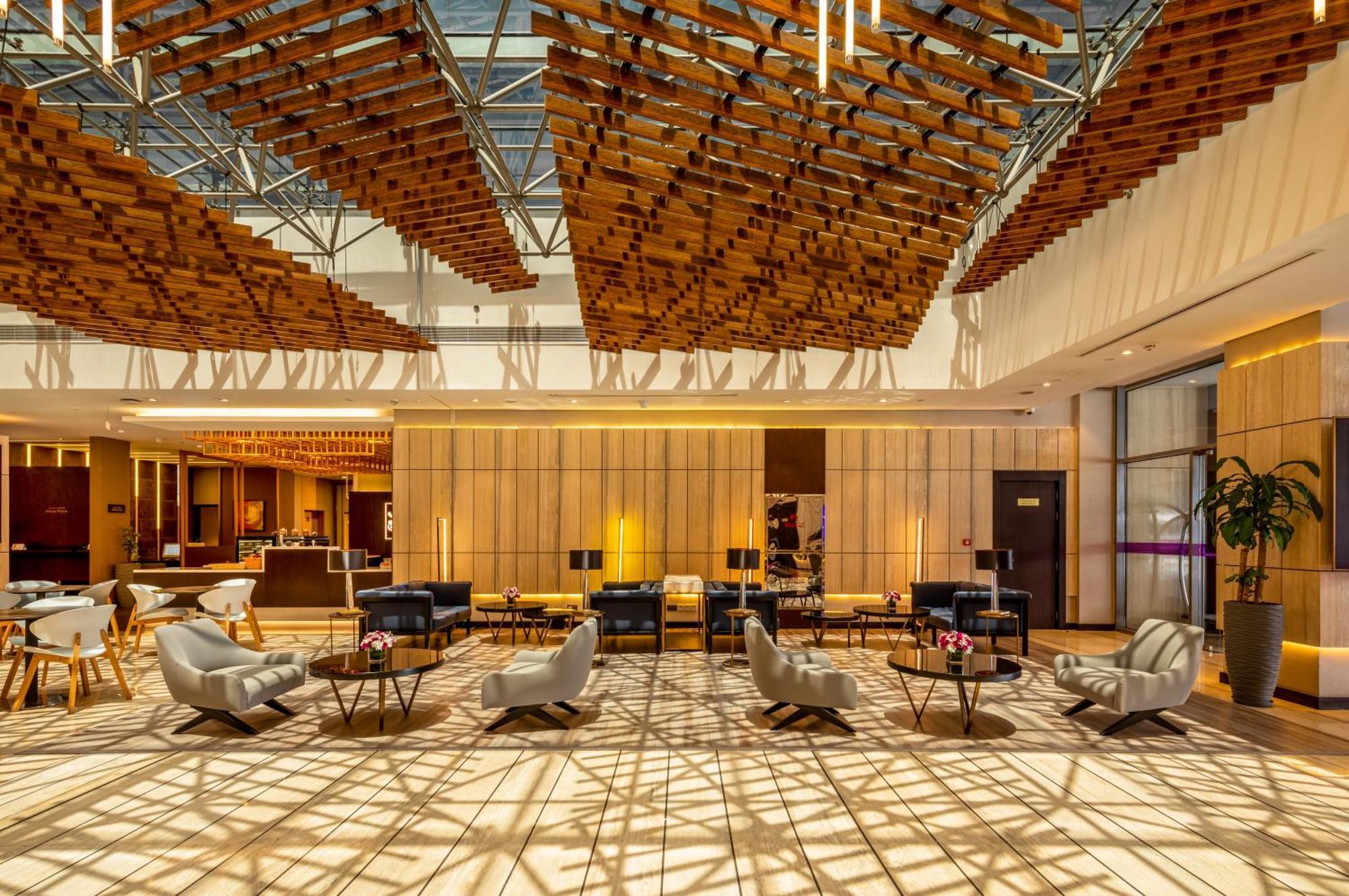 Flora Airport Hotel