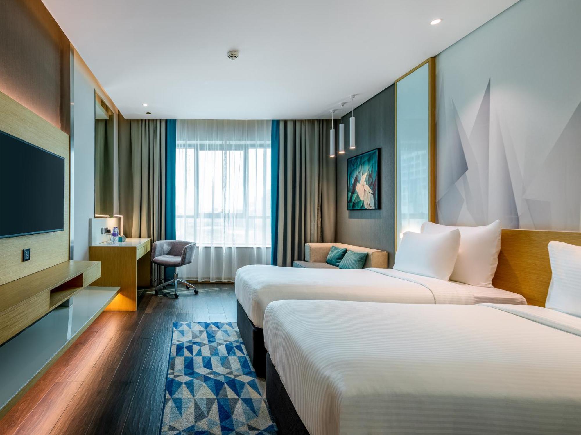 Flora Airport Hotel