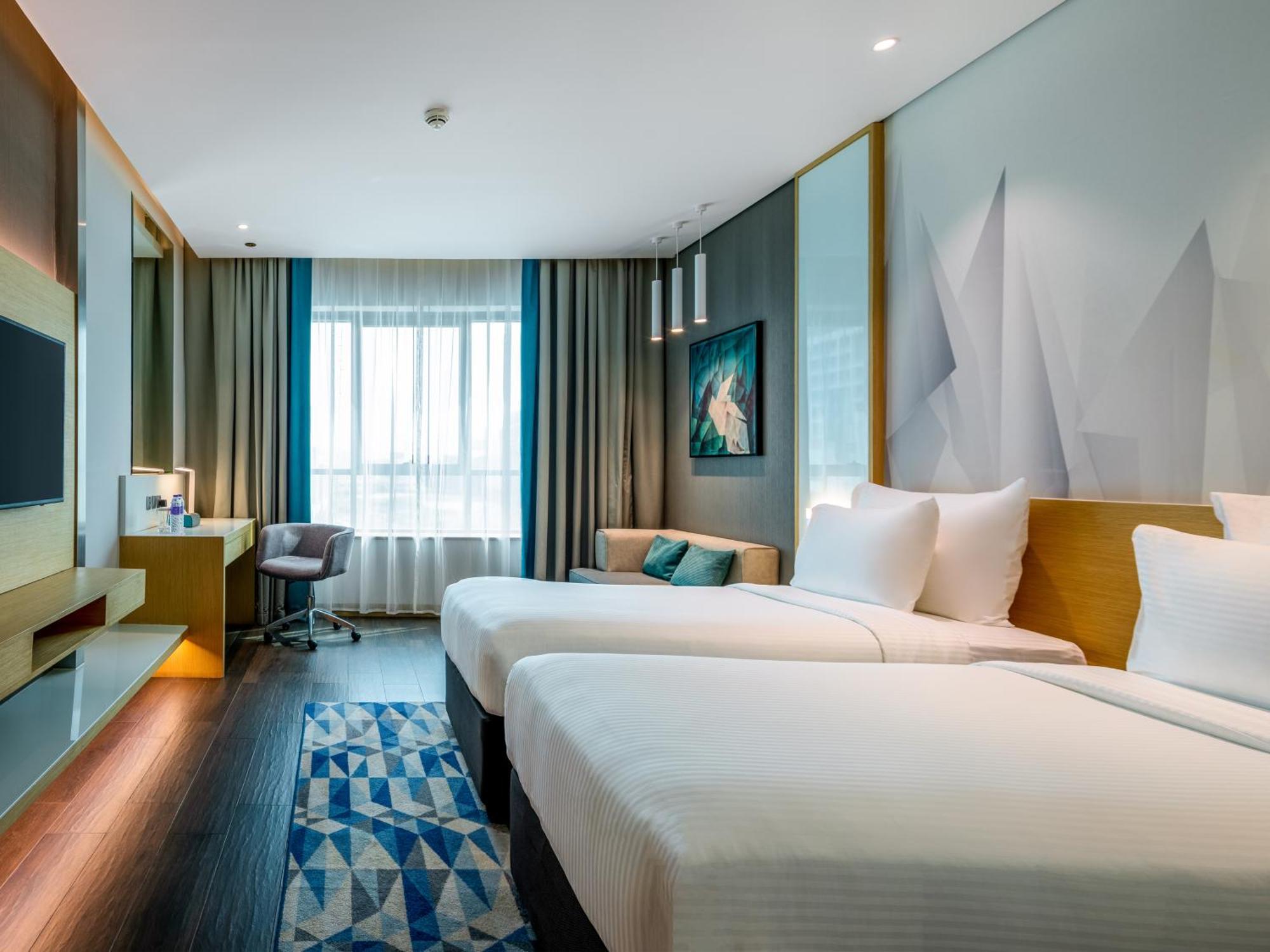 Flora Airport Hotel