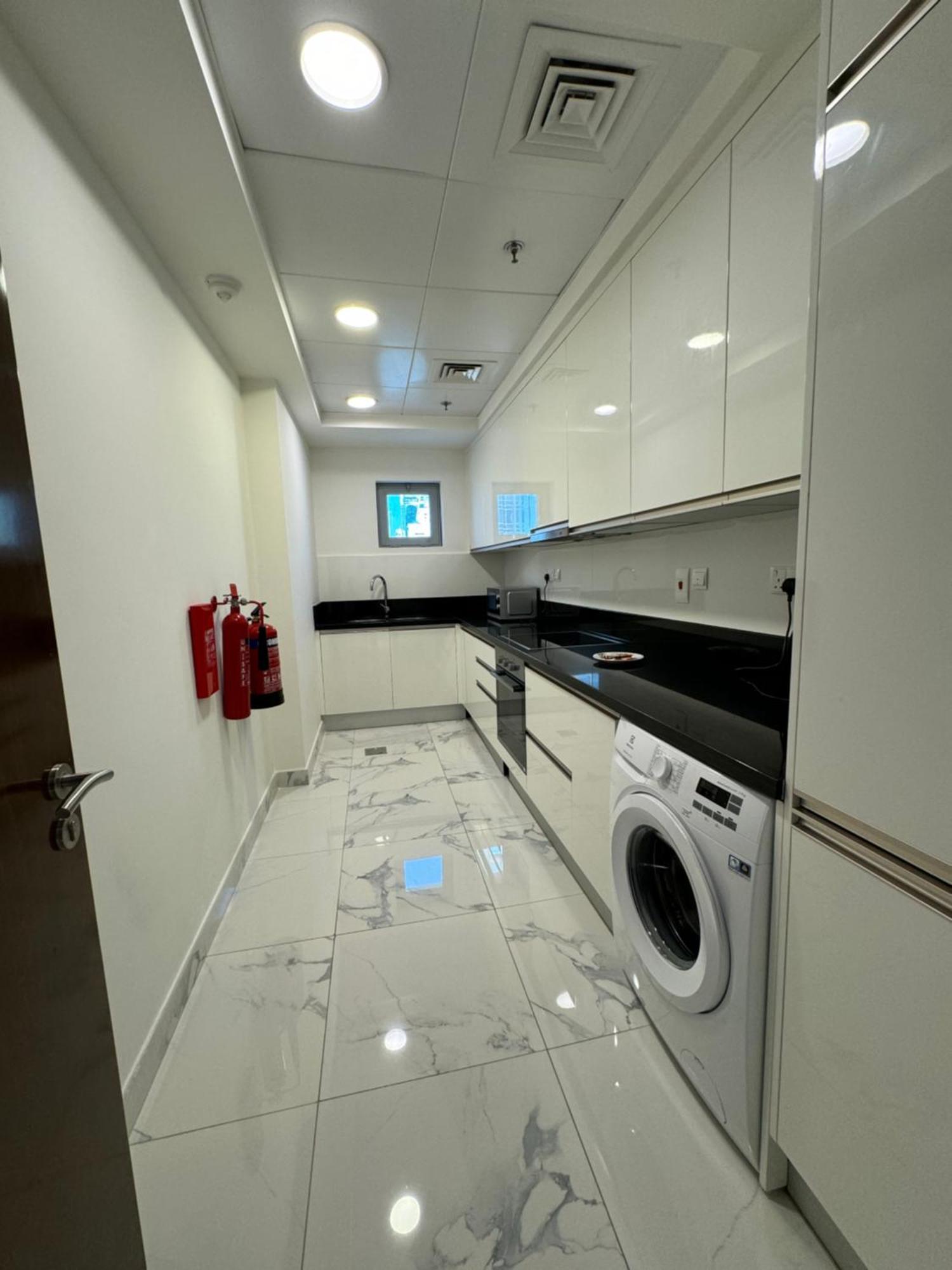 Apartment Amna Tower With A Beautiful View And A Chic Style