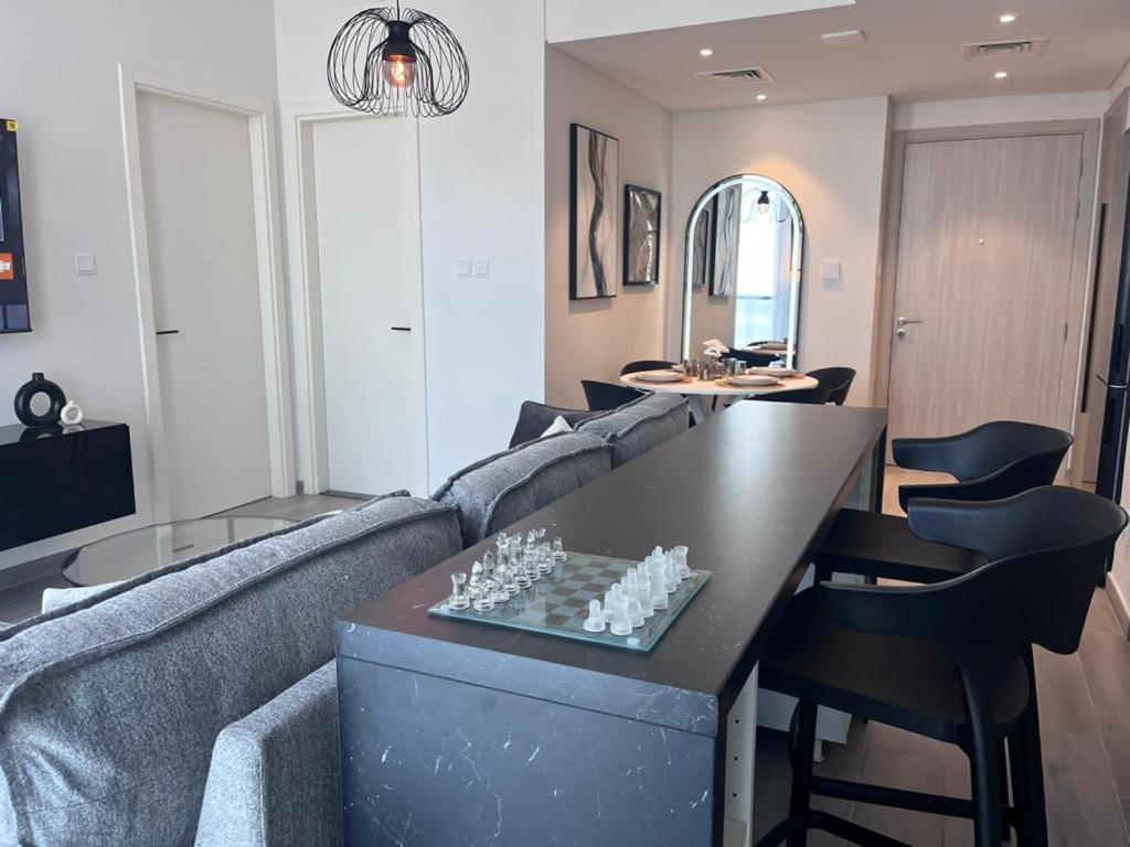 Dar Alsalam - Premium And Spacious 1br With Balcony In Noor 2 *