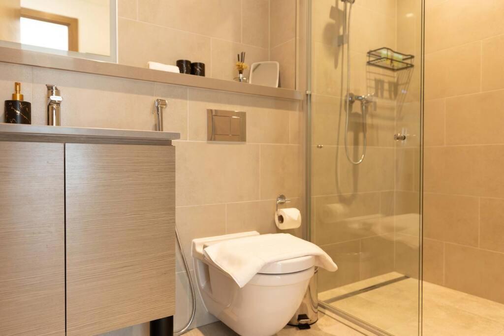Apartment Higuests - Cozy Apt With Great Facilities In Hartland Dubai
