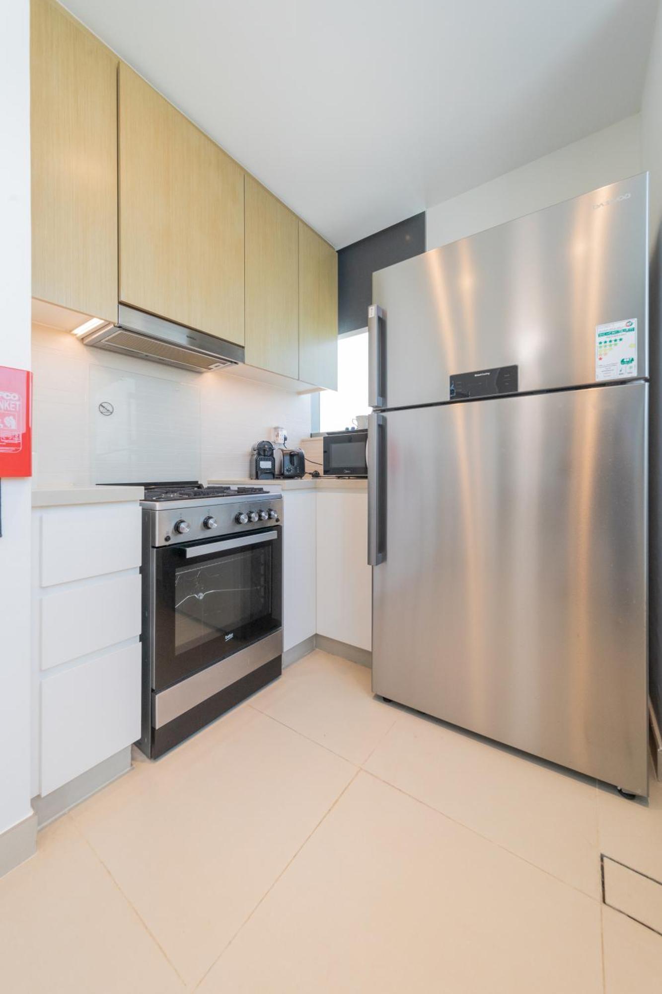 Eden's Homes & - 52-42 Emaar Dubai