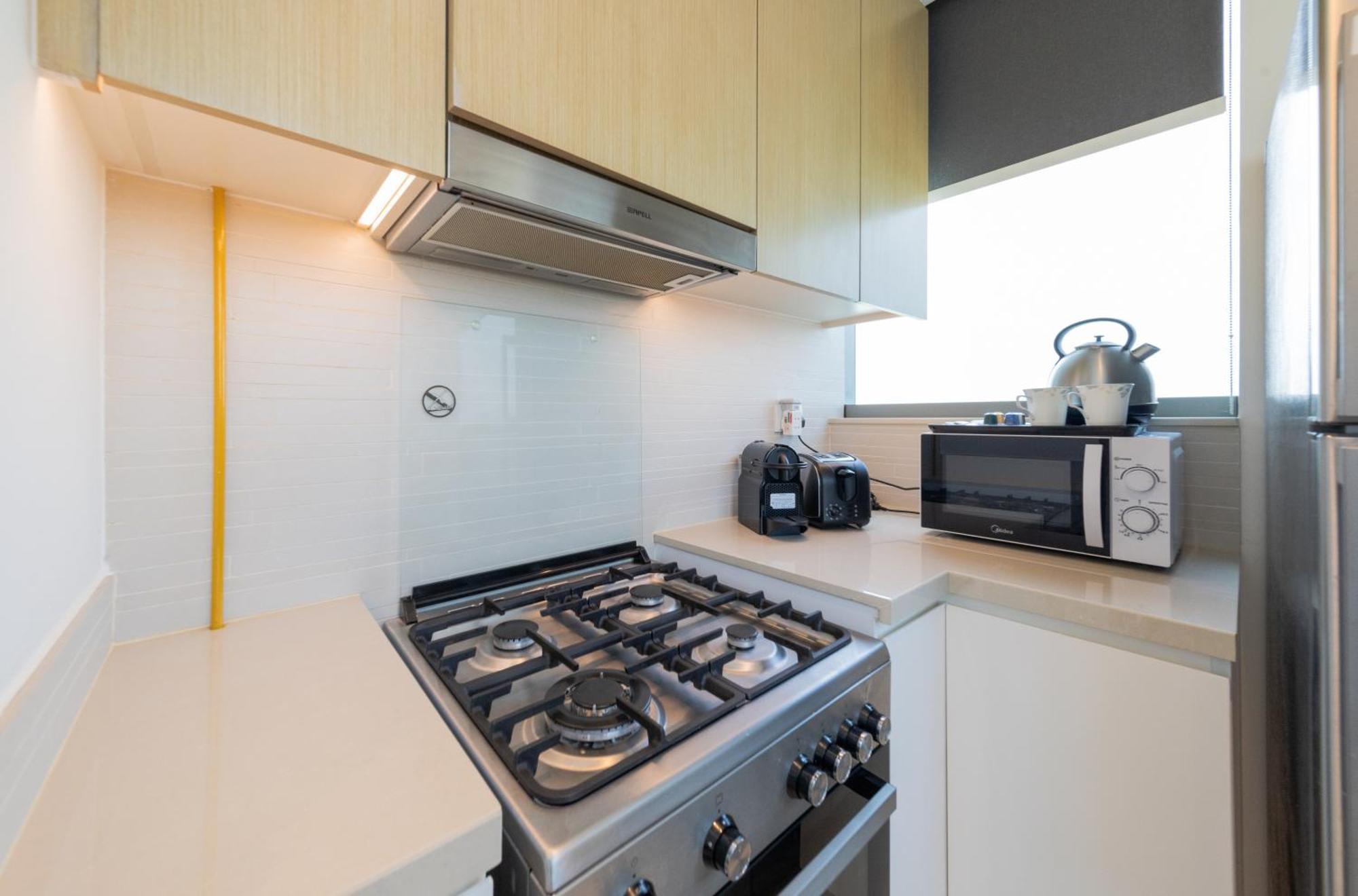 Eden's Homes & - 52-42 Emaar Apartment *