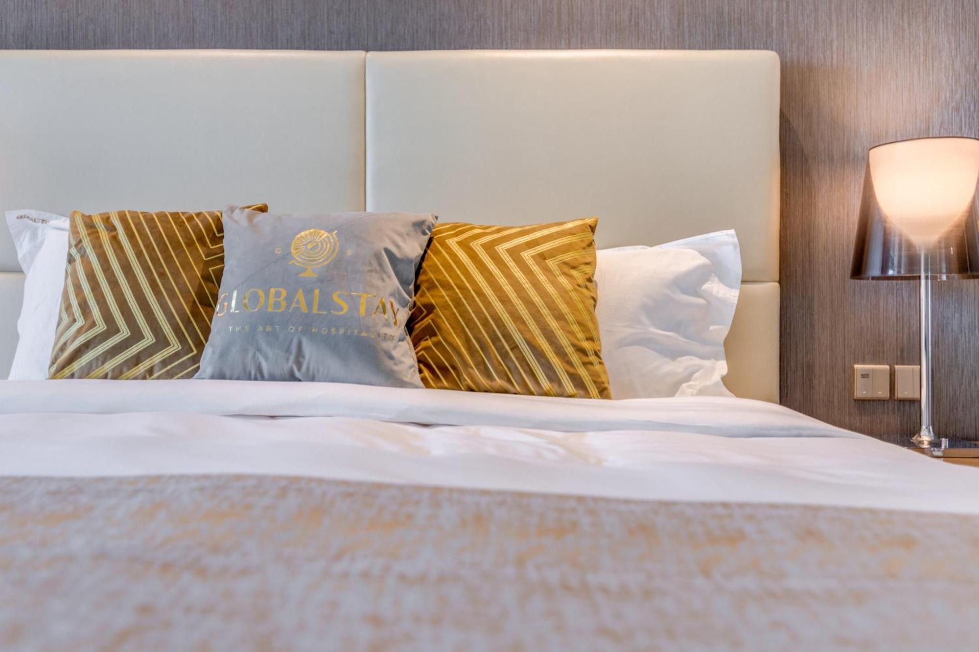 Apartment Globalstay Damac Towers By Paramount In Business Bay *